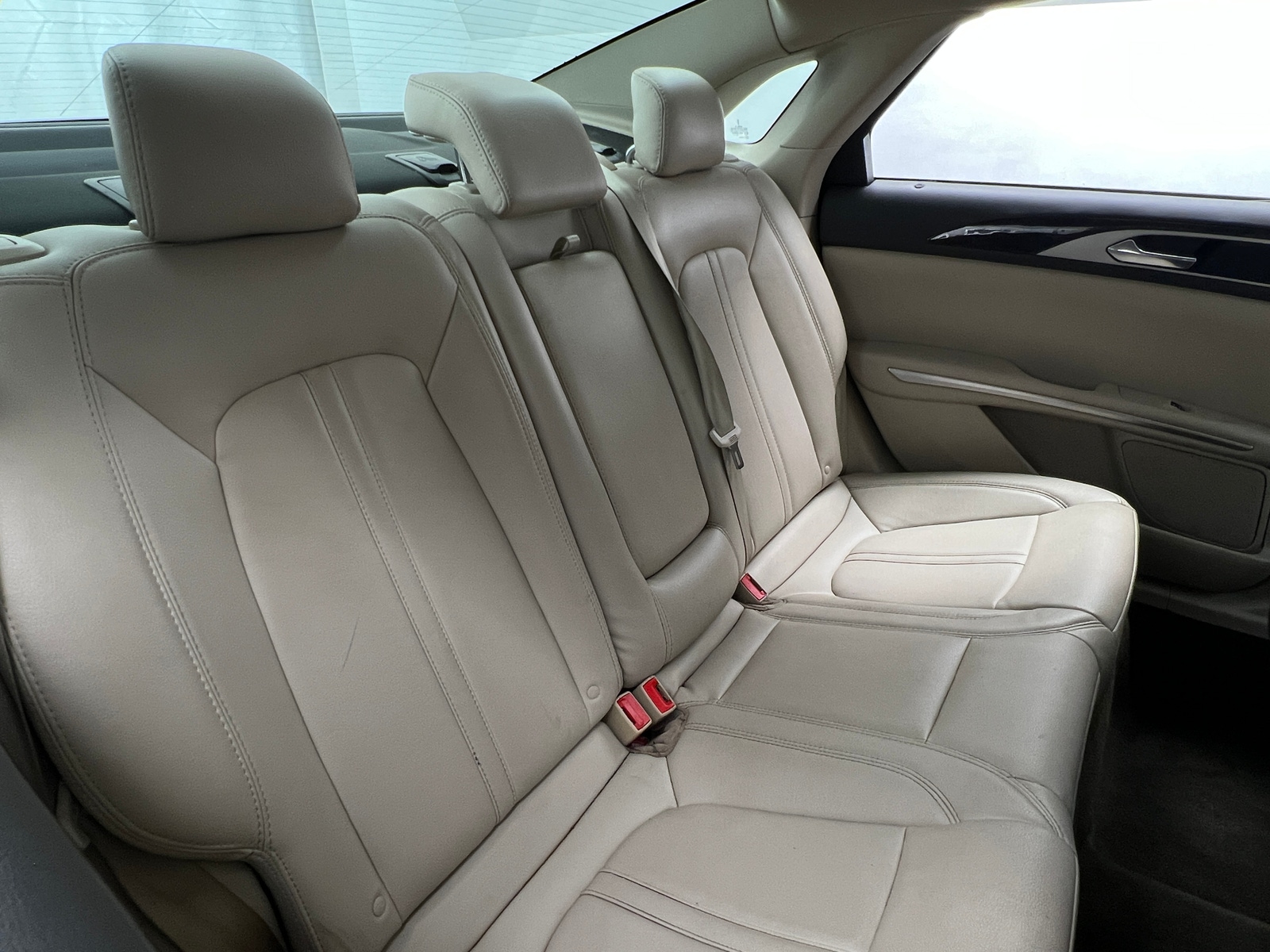 Thumbnail: 2016 Lincoln MKZ - 5