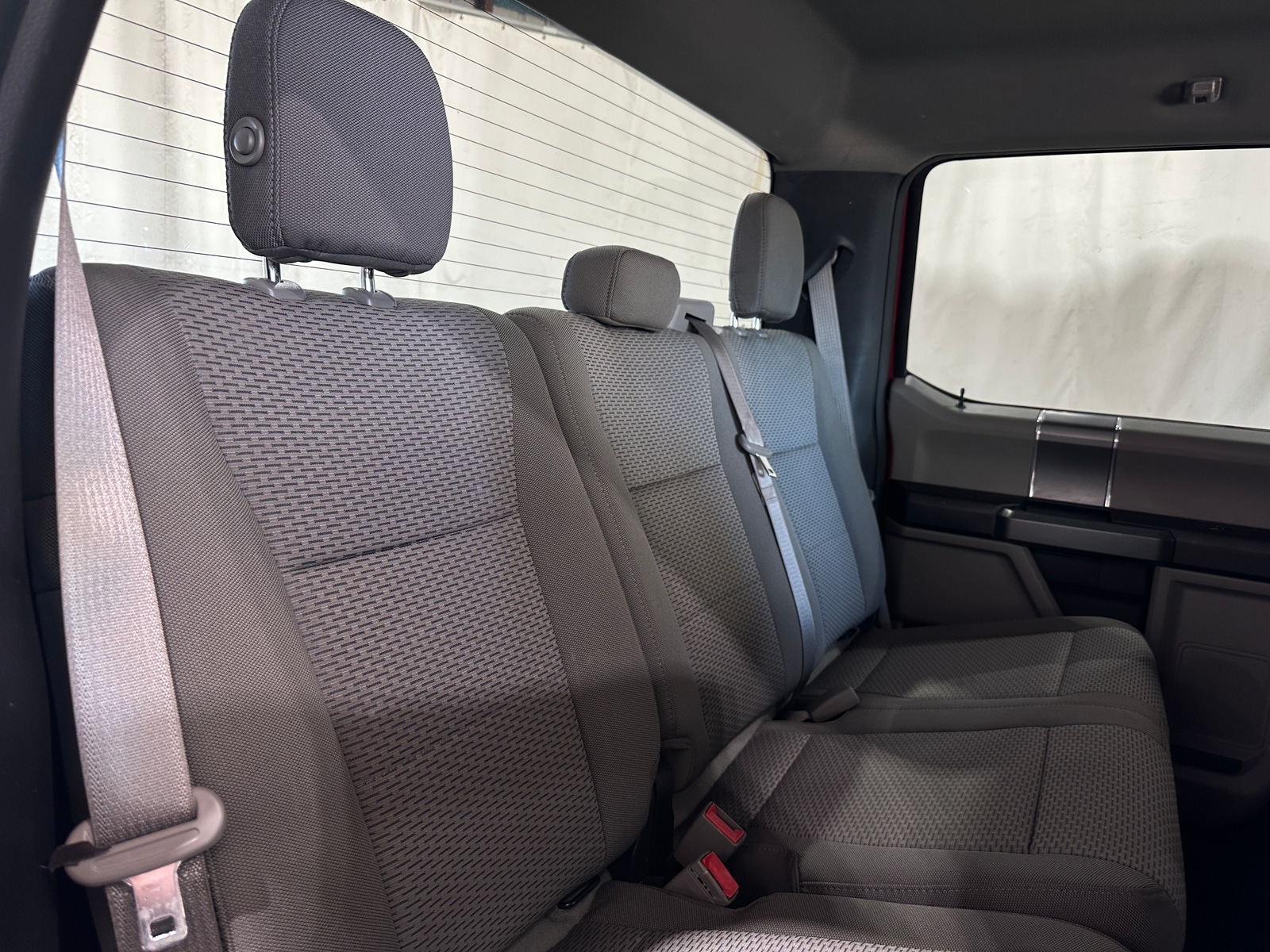 Thumbnail: 2018 Ford Econoline - 6