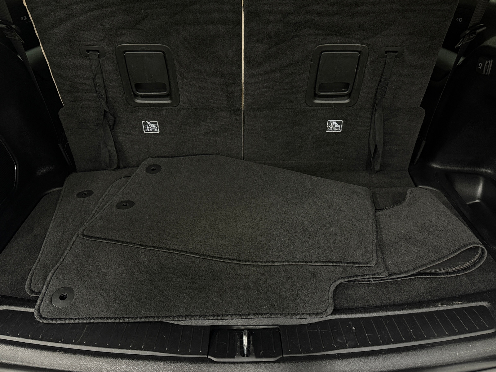 Thumbnail: 2021 Jeep Grand Cherokee L - 6