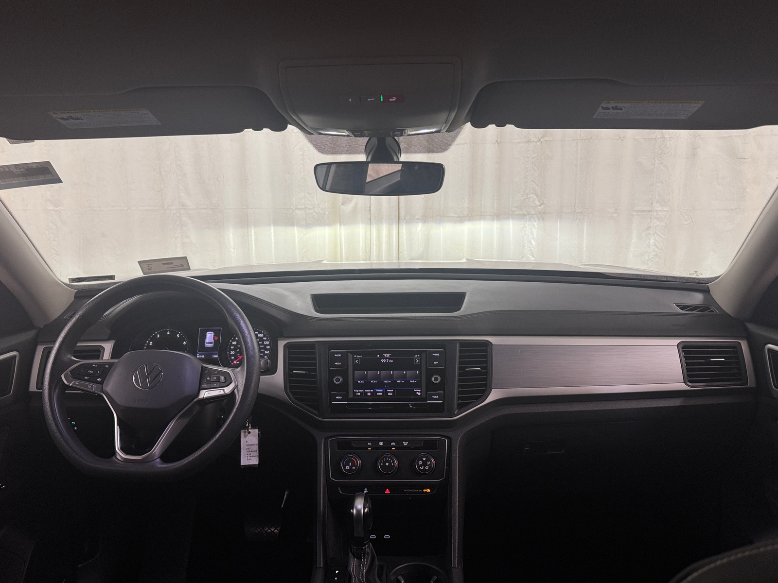 Thumbnail: 2021 Volkswagen Atlas - 3