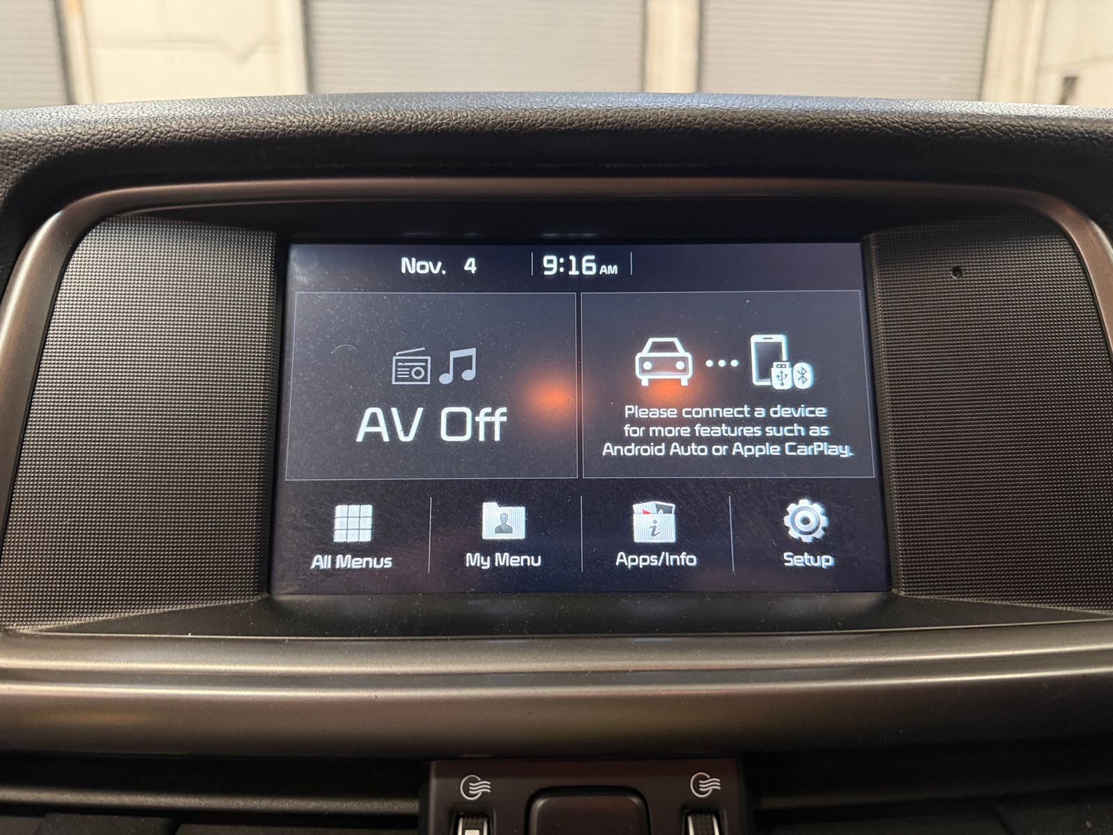 Thumbnail: 2018 Kia Optima - 3