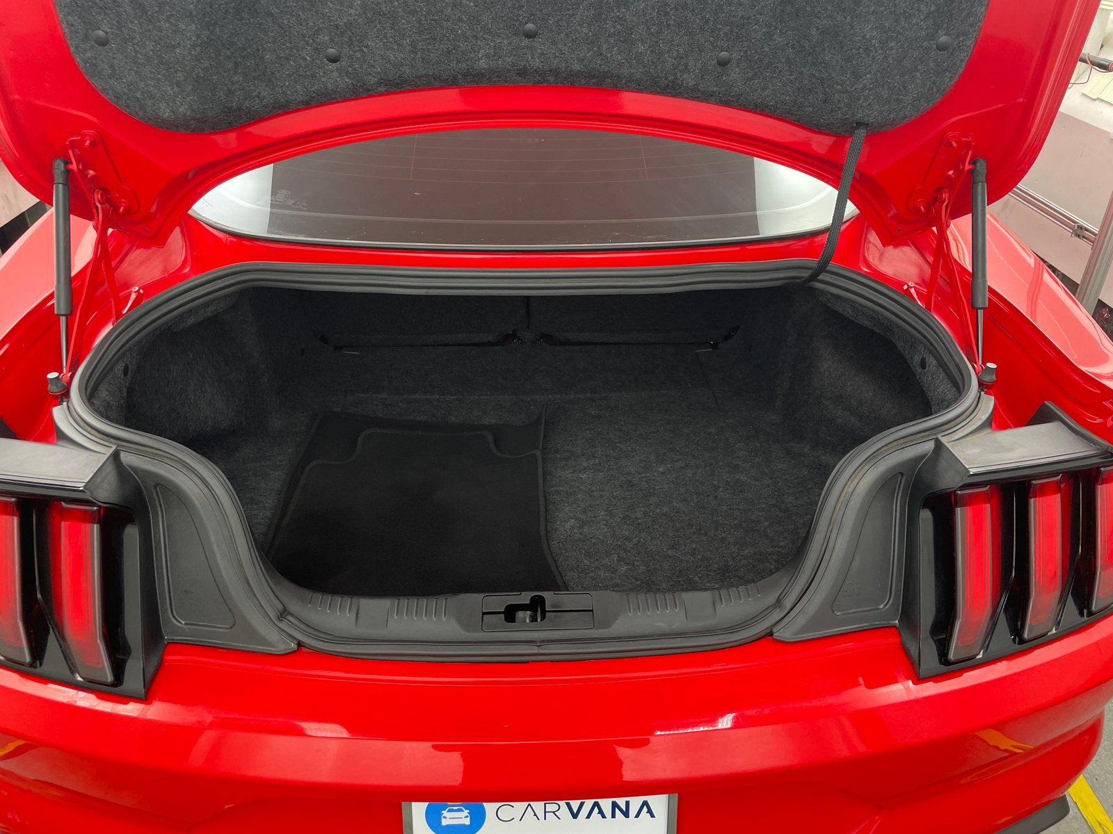 Thumbnail: 2018 Ford Mustang - 4