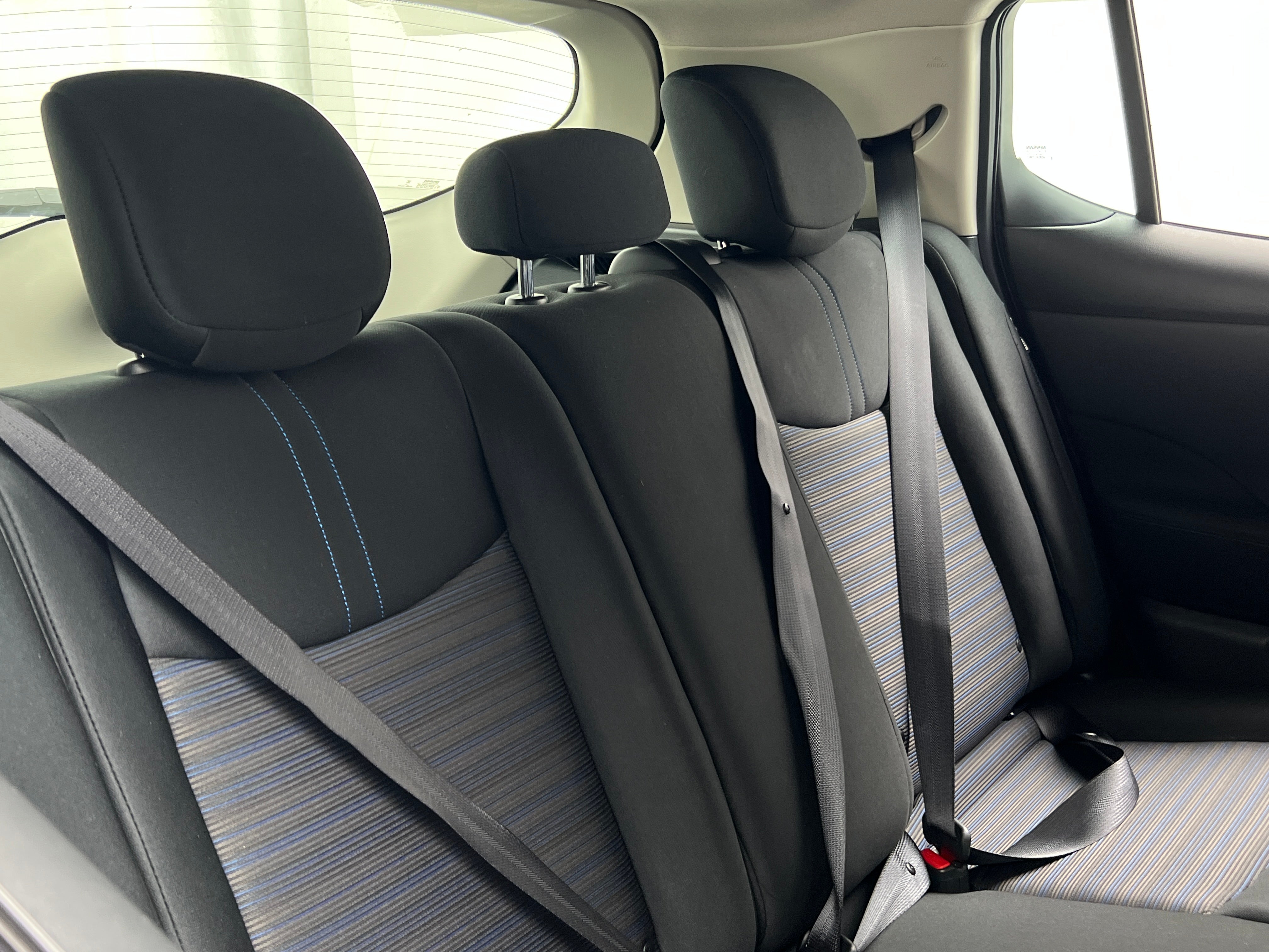 Used 2025 Nissan Leaf S with VIN 1N4AZ1BV3SC558103 for sale in Oak Creek, WI