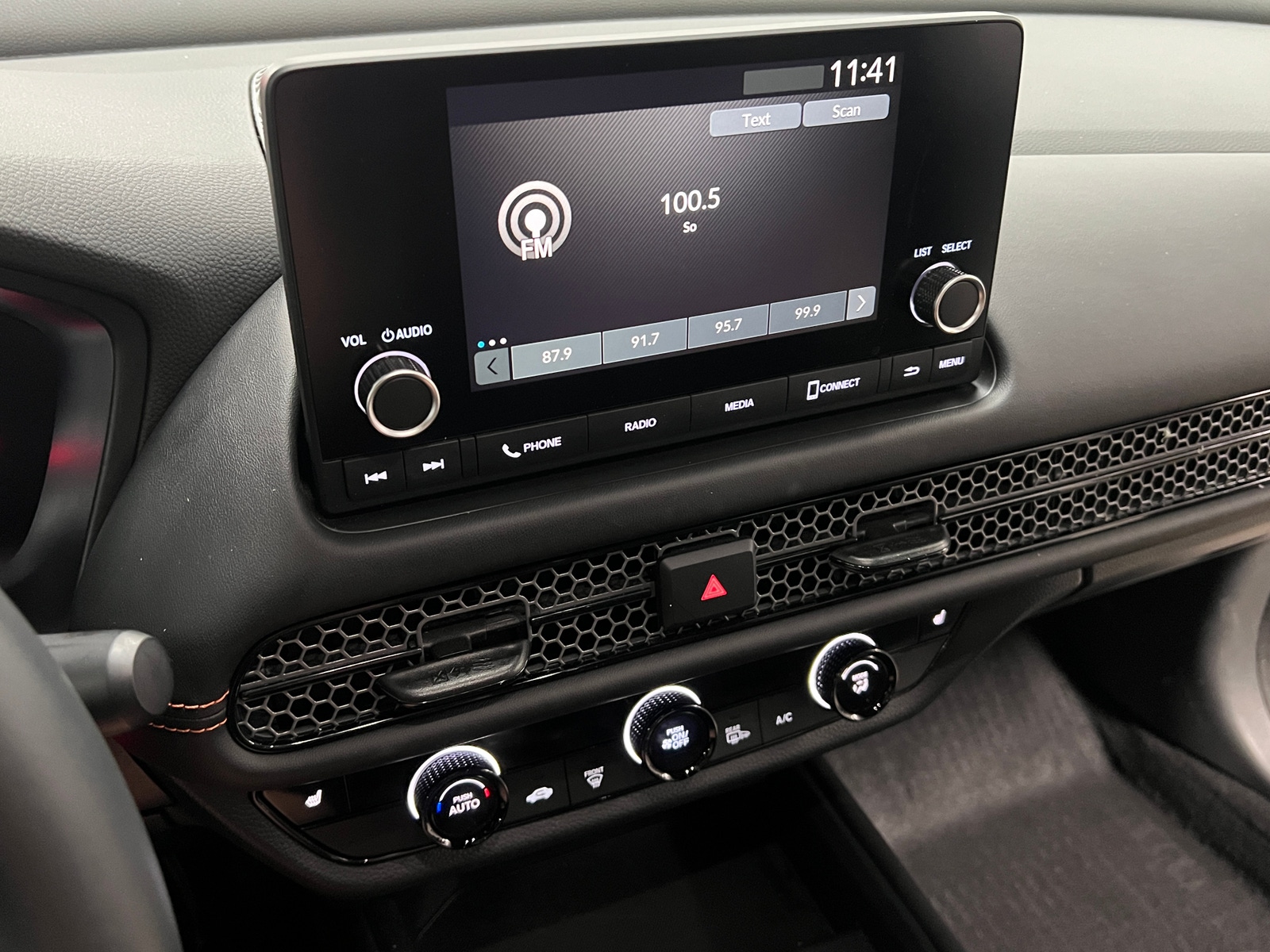 Thumbnail: 2024 Honda HR-V - 4