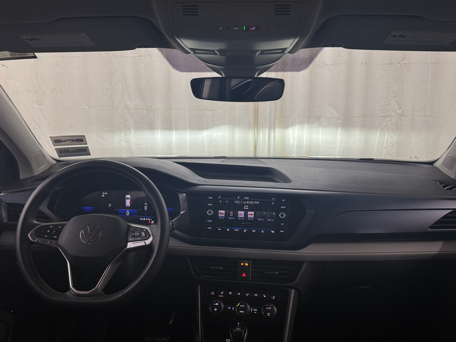 Thumbnail: 2024 Volkswagen Taos - 2