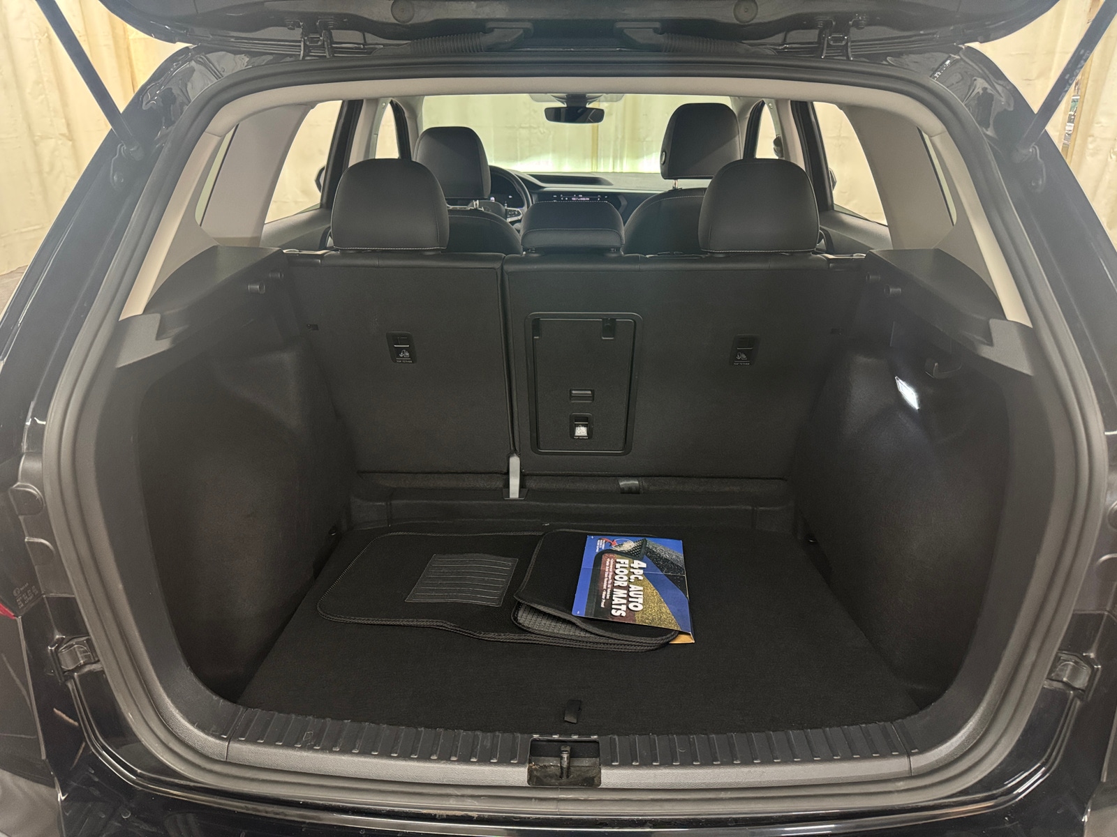 Thumbnail: 2024 Volkswagen Taos - 6