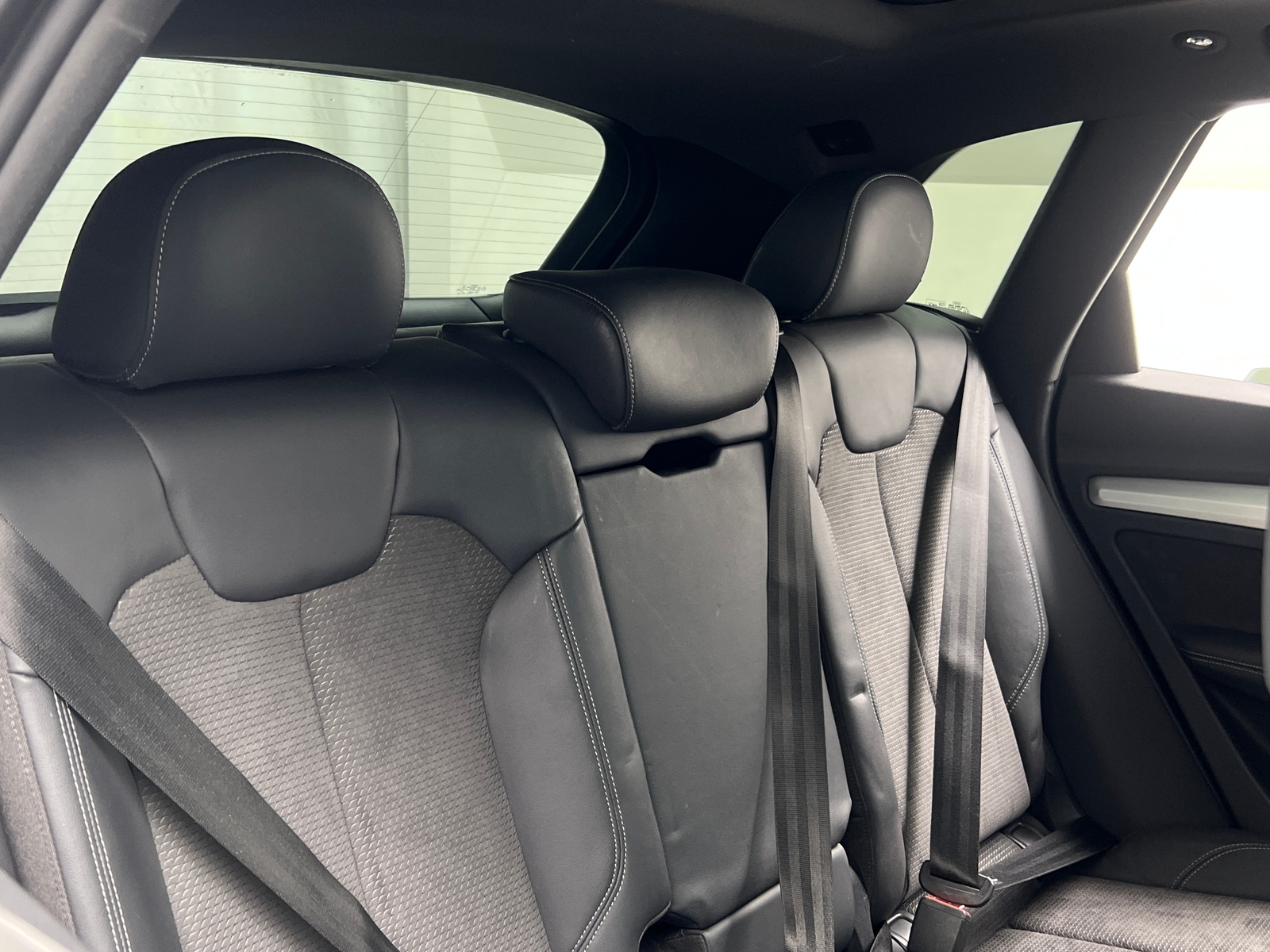 Thumbnail: 2020 Audi SQ5 - 5