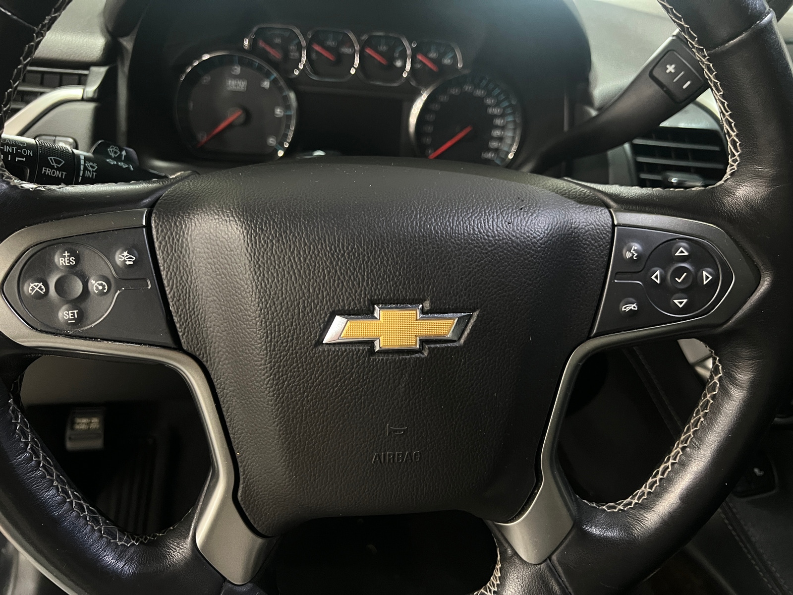 Thumbnail: 2019 Chevrolet Tahoe - 4