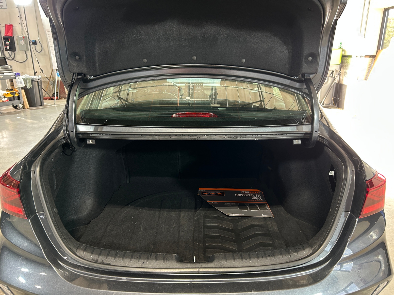 Thumbnail: 2024 Kia Forte - 7