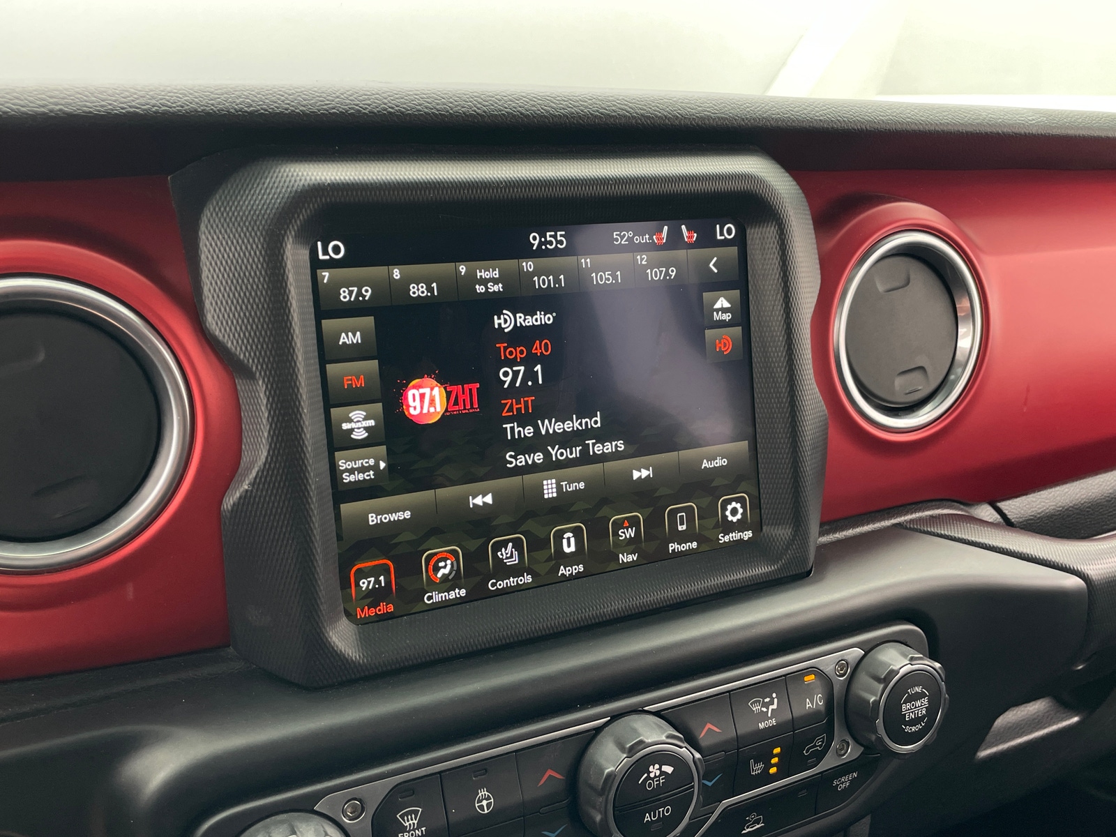 Thumbnail: 2021 Jeep Wrangler - 4