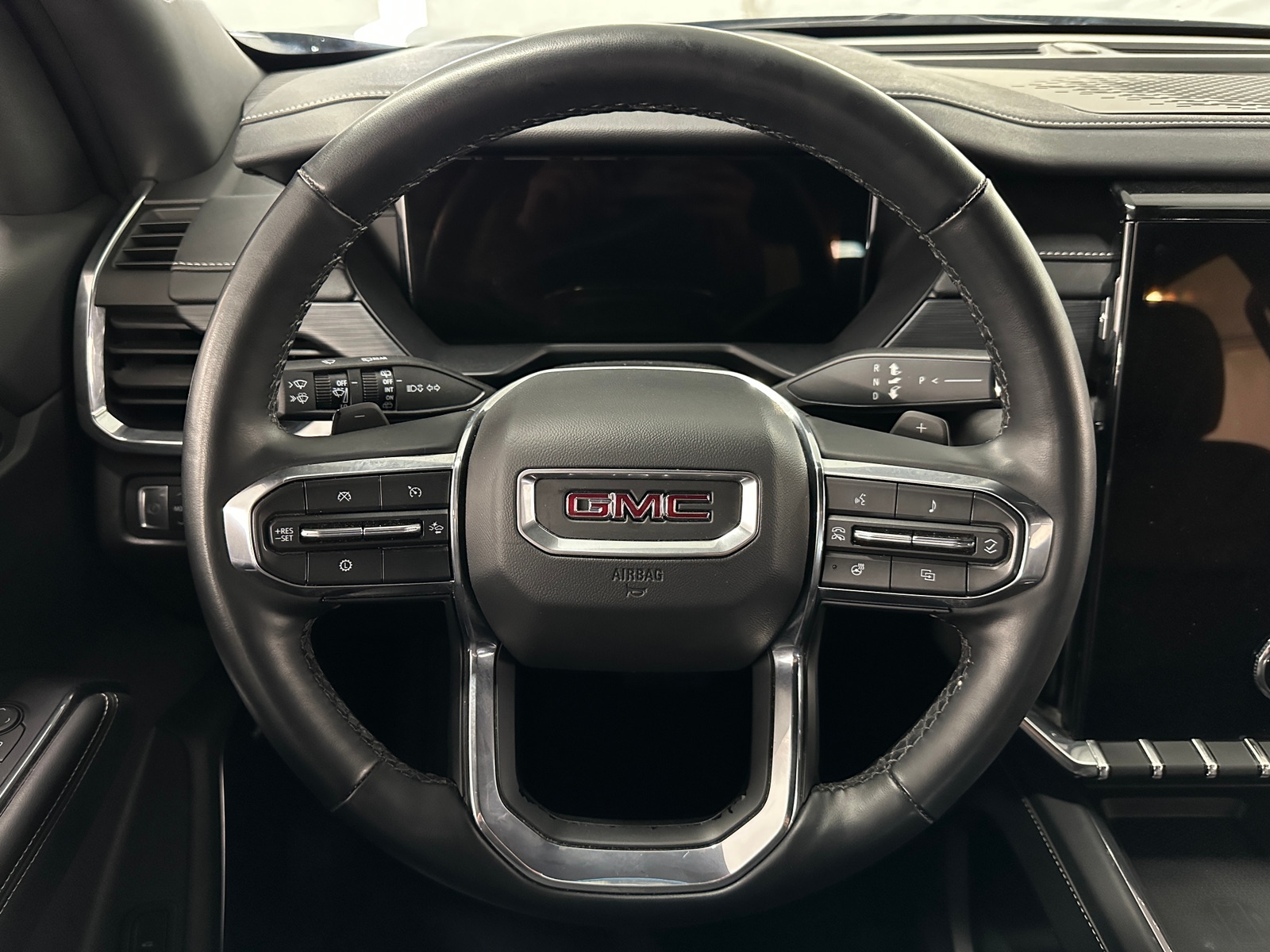 Thumbnail: 2024 GMC Acadia - 4