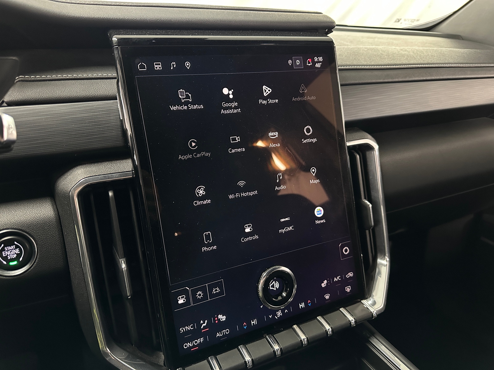 Thumbnail: 2024 GMC Acadia - 3