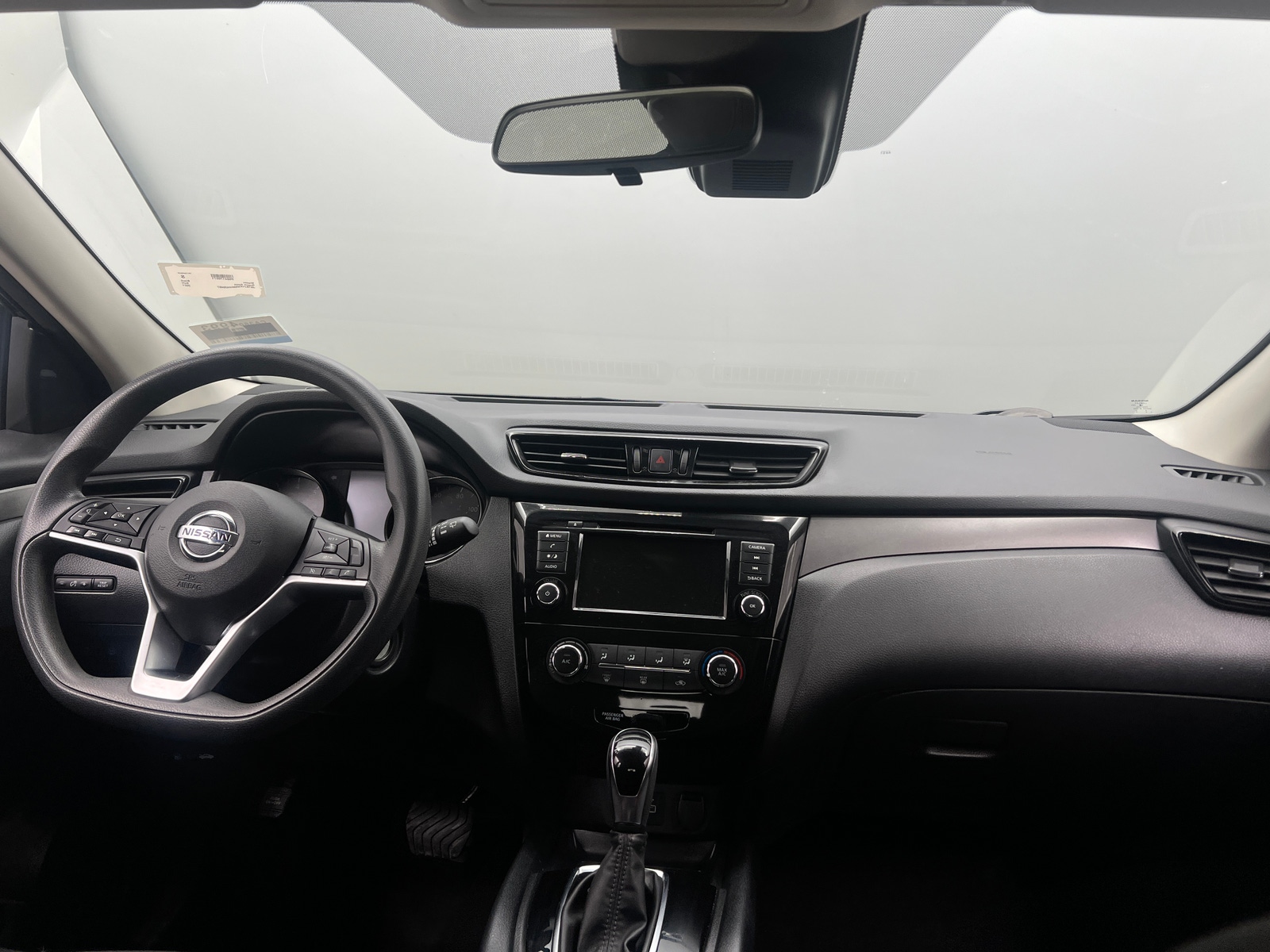 Thumbnail: 2021 Nissan Rogue Sport - 3