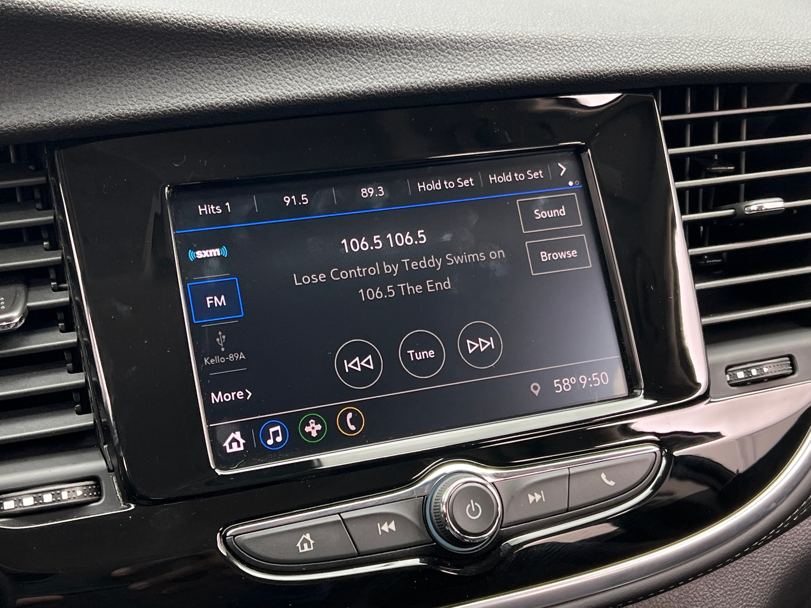 Thumbnail: 2022 Buick Encore - 3