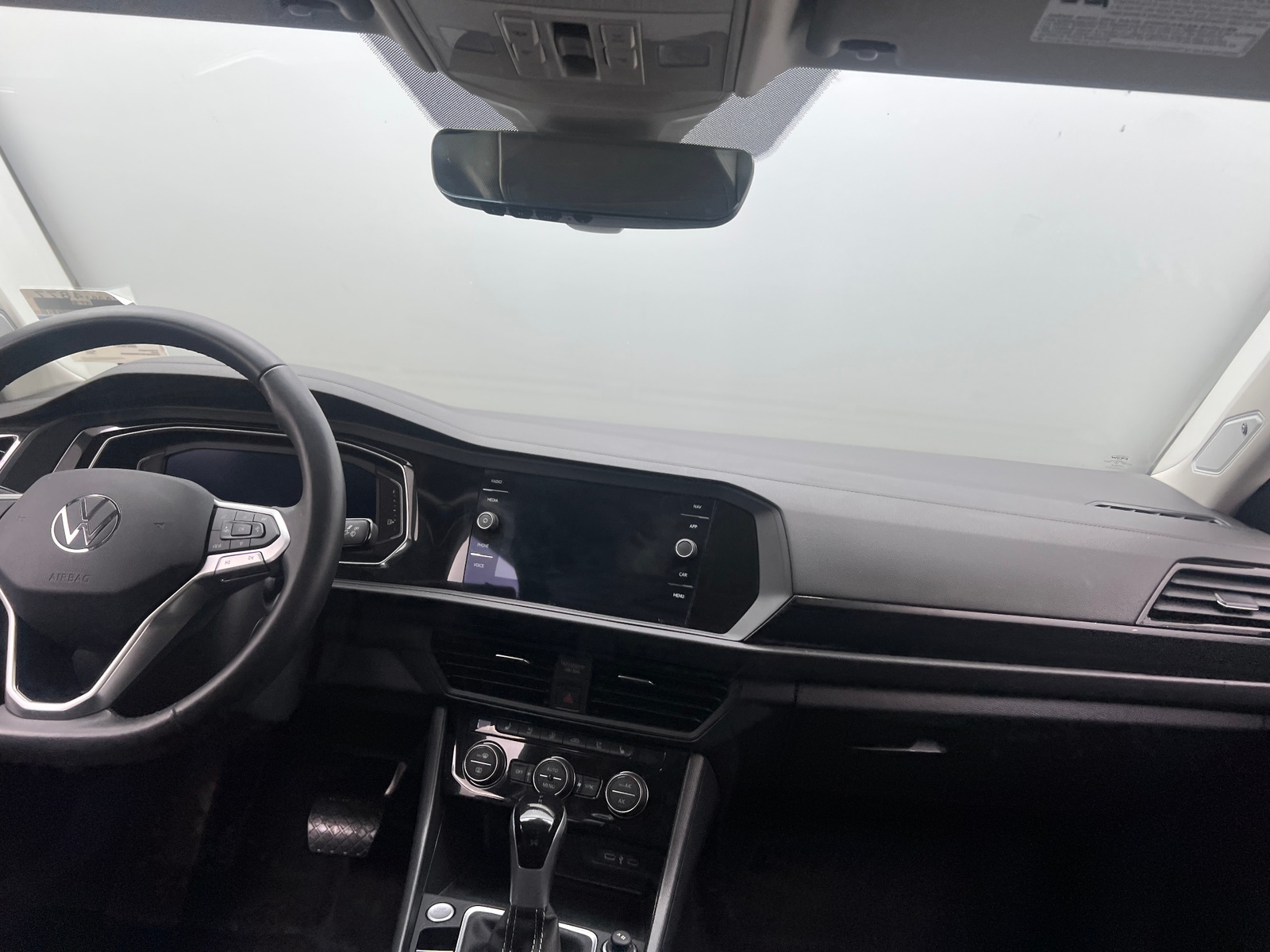 Thumbnail: 2024 Volkswagen Jetta - 2