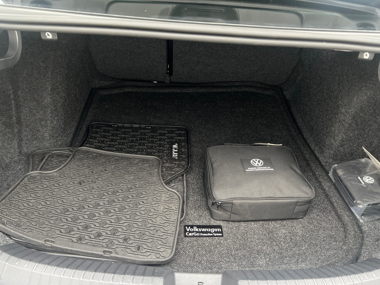 Thumbnail: 2024 Volkswagen Jetta - 6