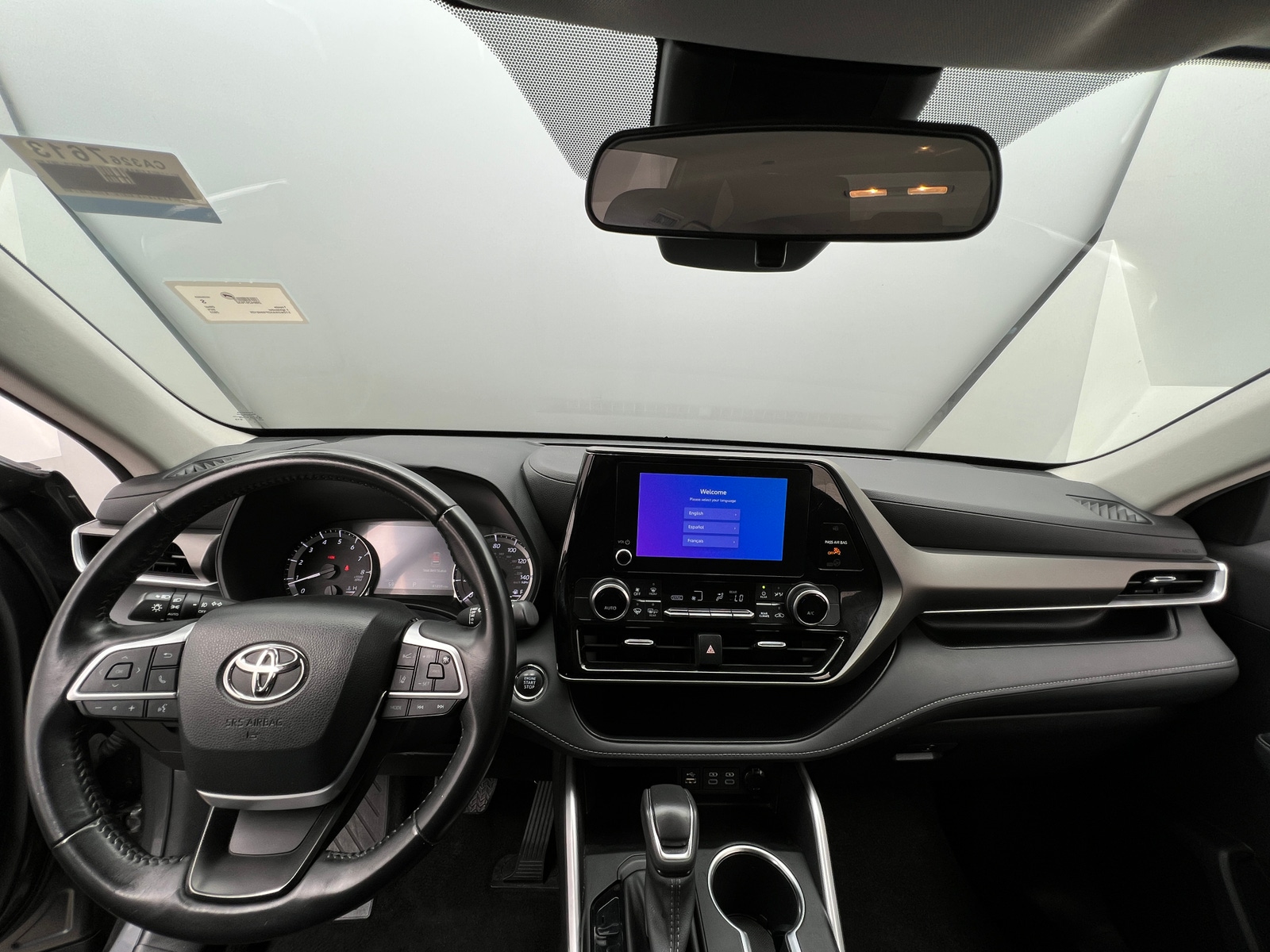 Thumbnail: 2023 Toyota Highlander - 3