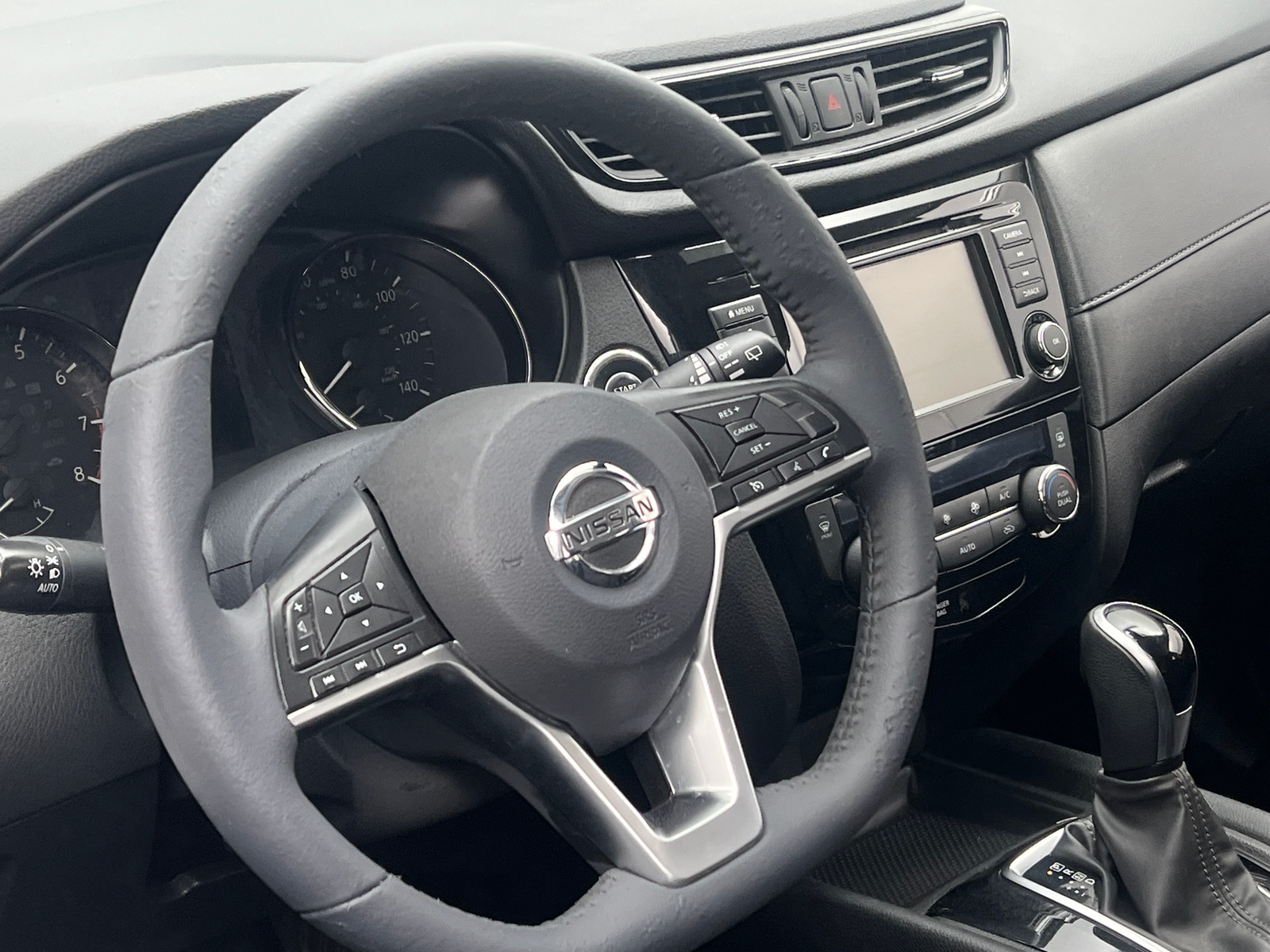 Thumbnail: 2020 Nissan Rogue - 5