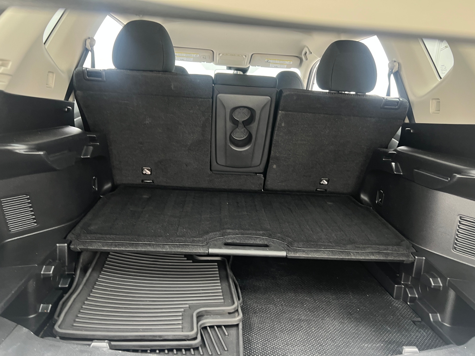 Thumbnail: 2020 Nissan Rogue - 7