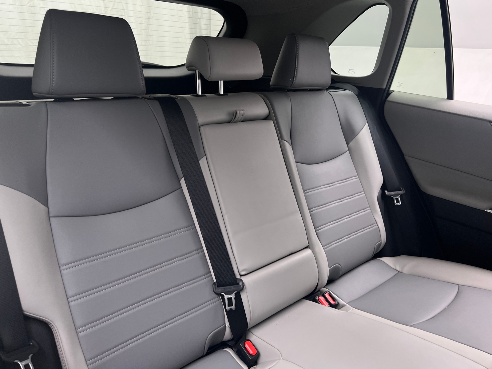 Thumbnail: 2022 Toyota RAV4 - 5