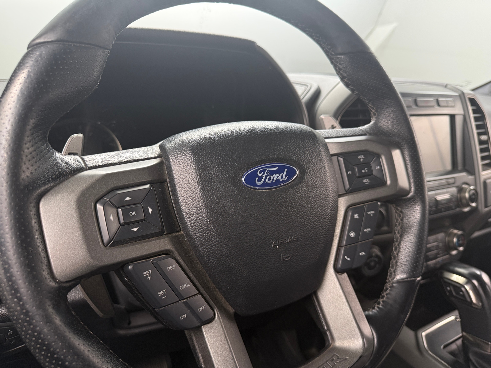 Thumbnail: 2019 Ford Econoline - 4