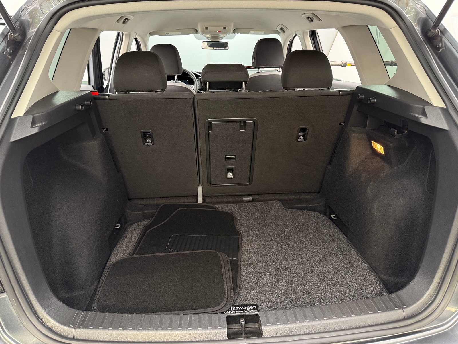 Thumbnail: 2022 Volkswagen Taos - 7