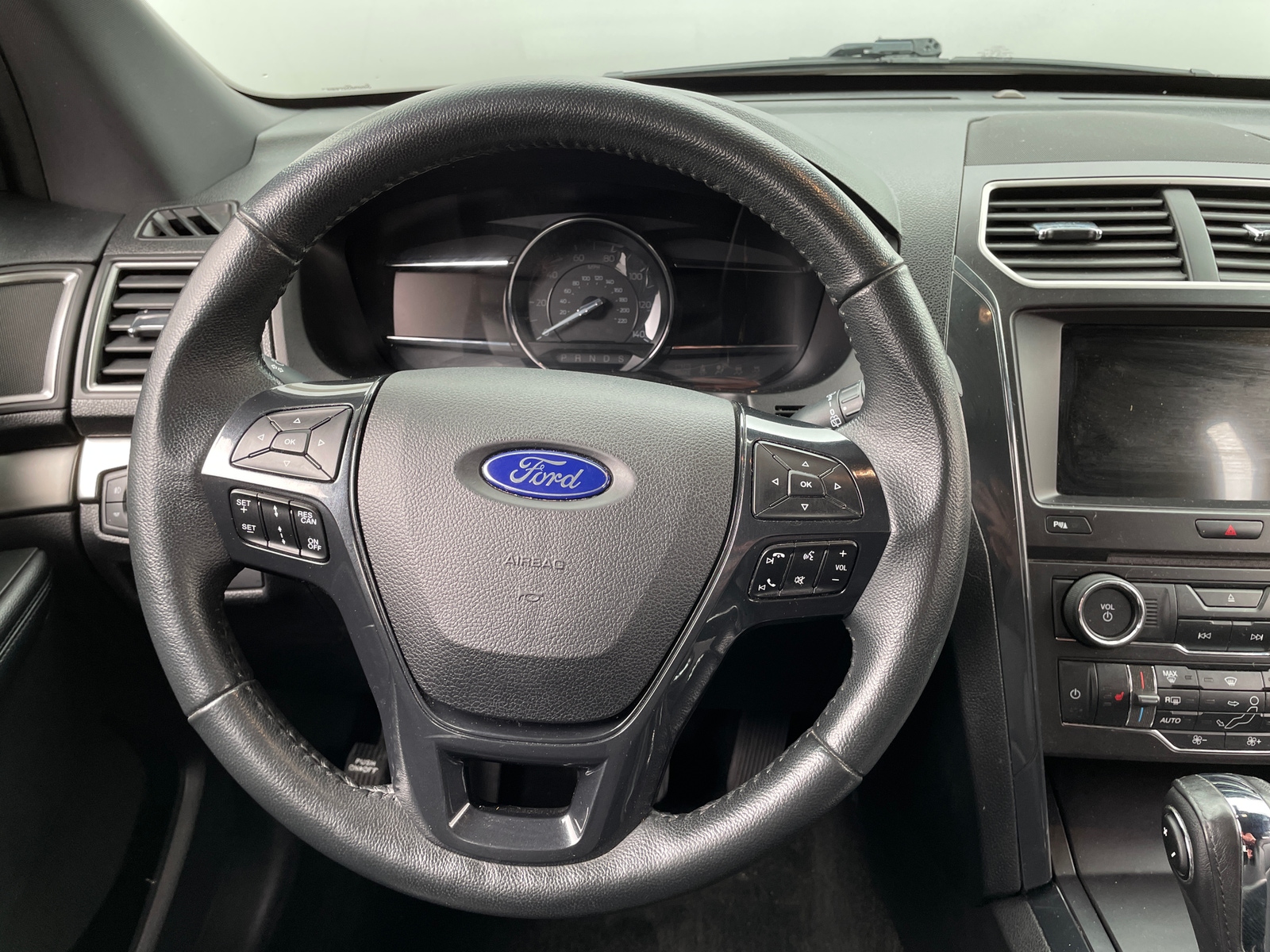 Thumbnail: 2018 Ford Explorer - 4