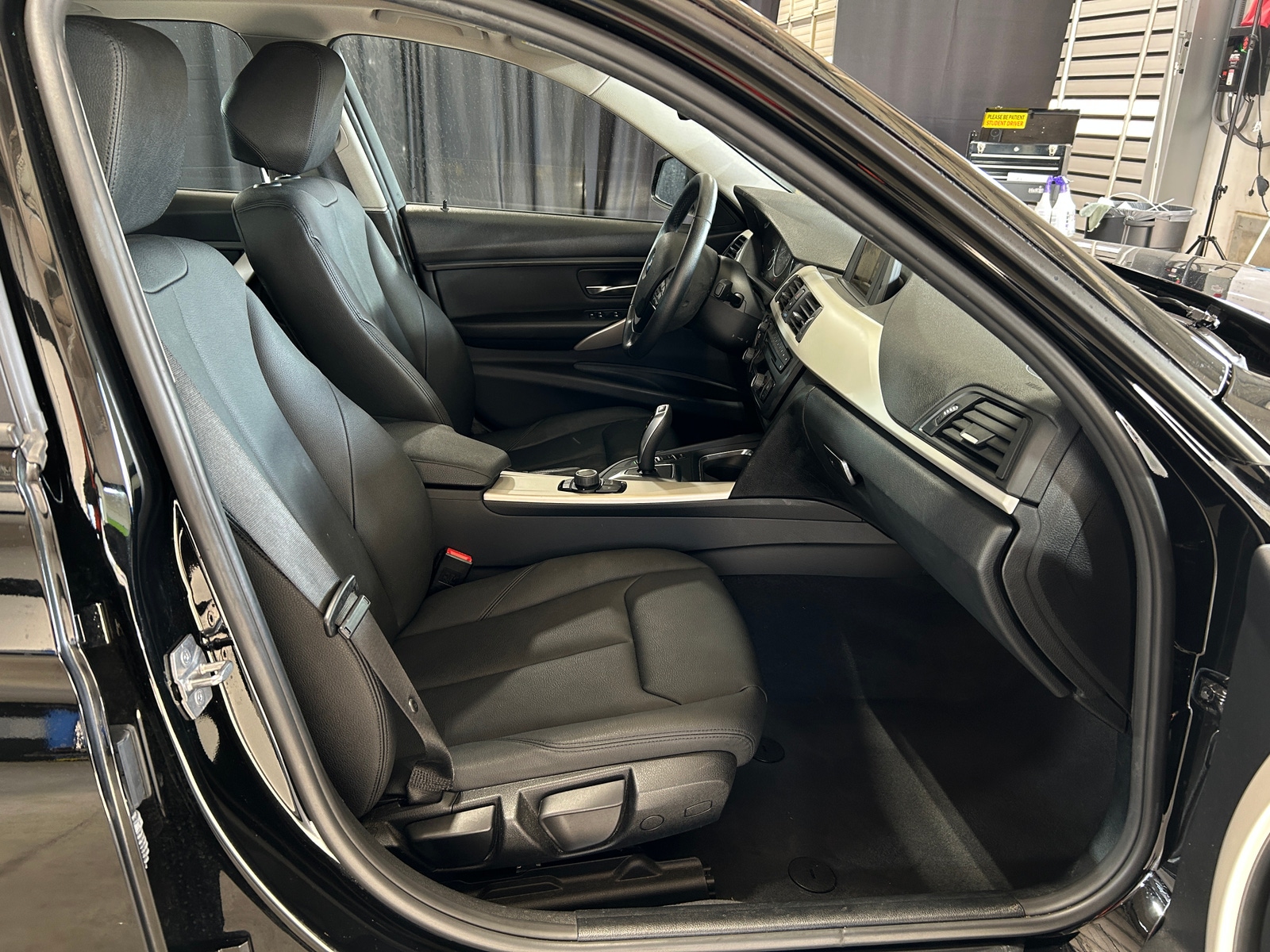 Thumbnail: 2015 BMW 3 Series - 2