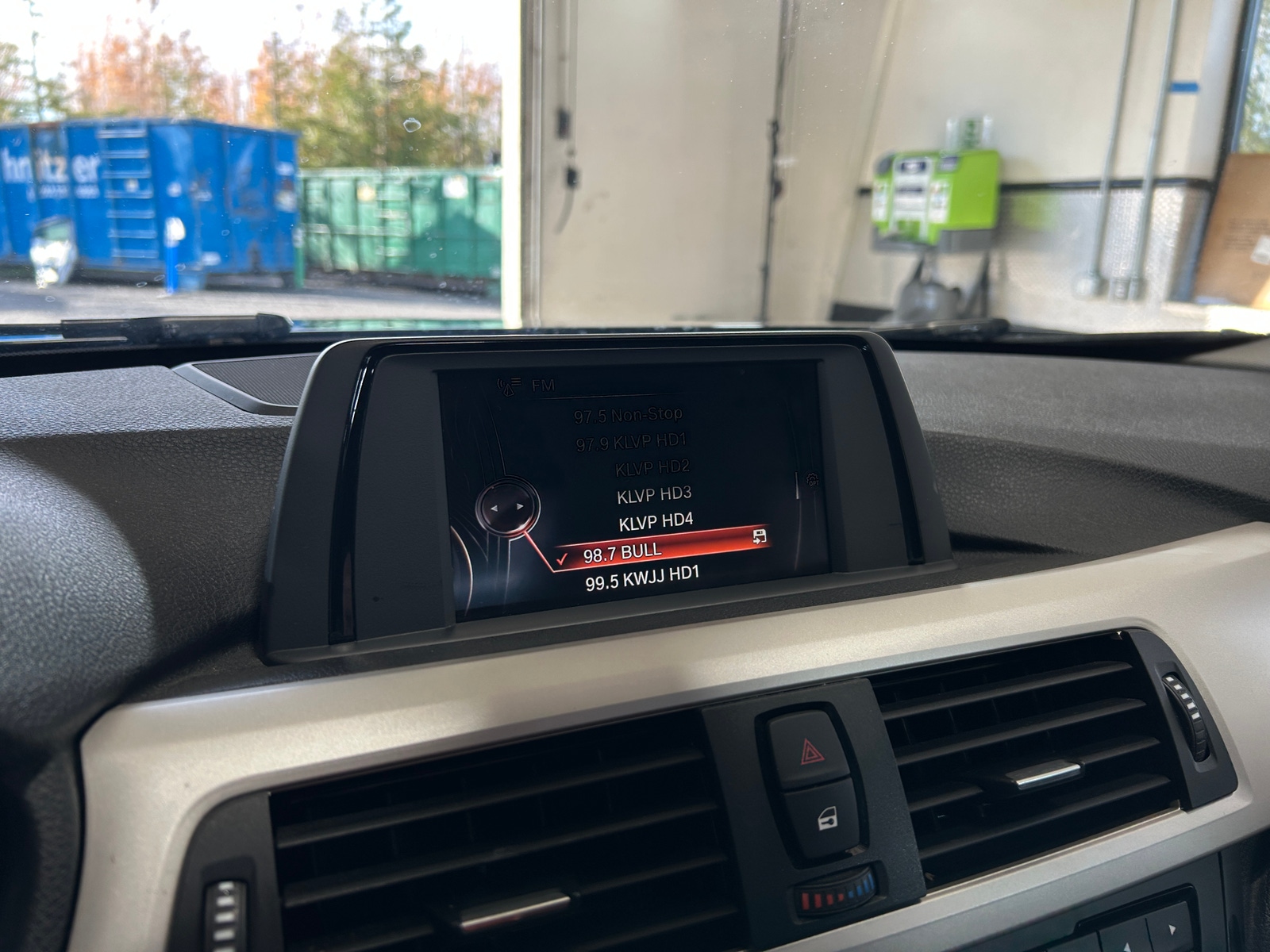 Thumbnail: 2015 BMW 3 Series - 4