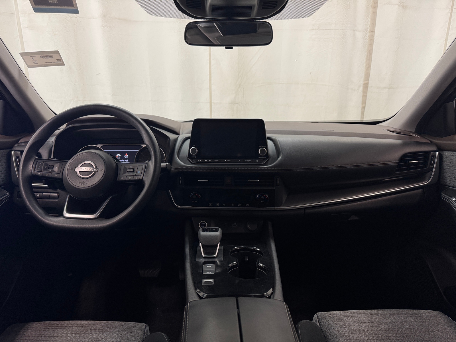 Thumbnail: 2023 Nissan Rogue - 3