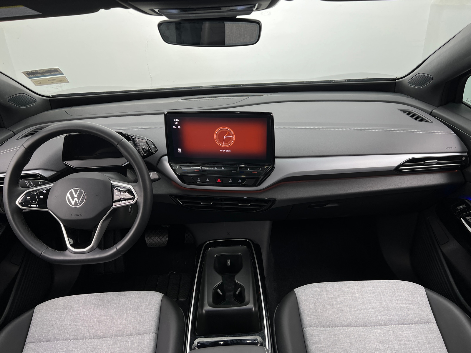 Thumbnail: 2023 Volkswagen ID.4 - 2