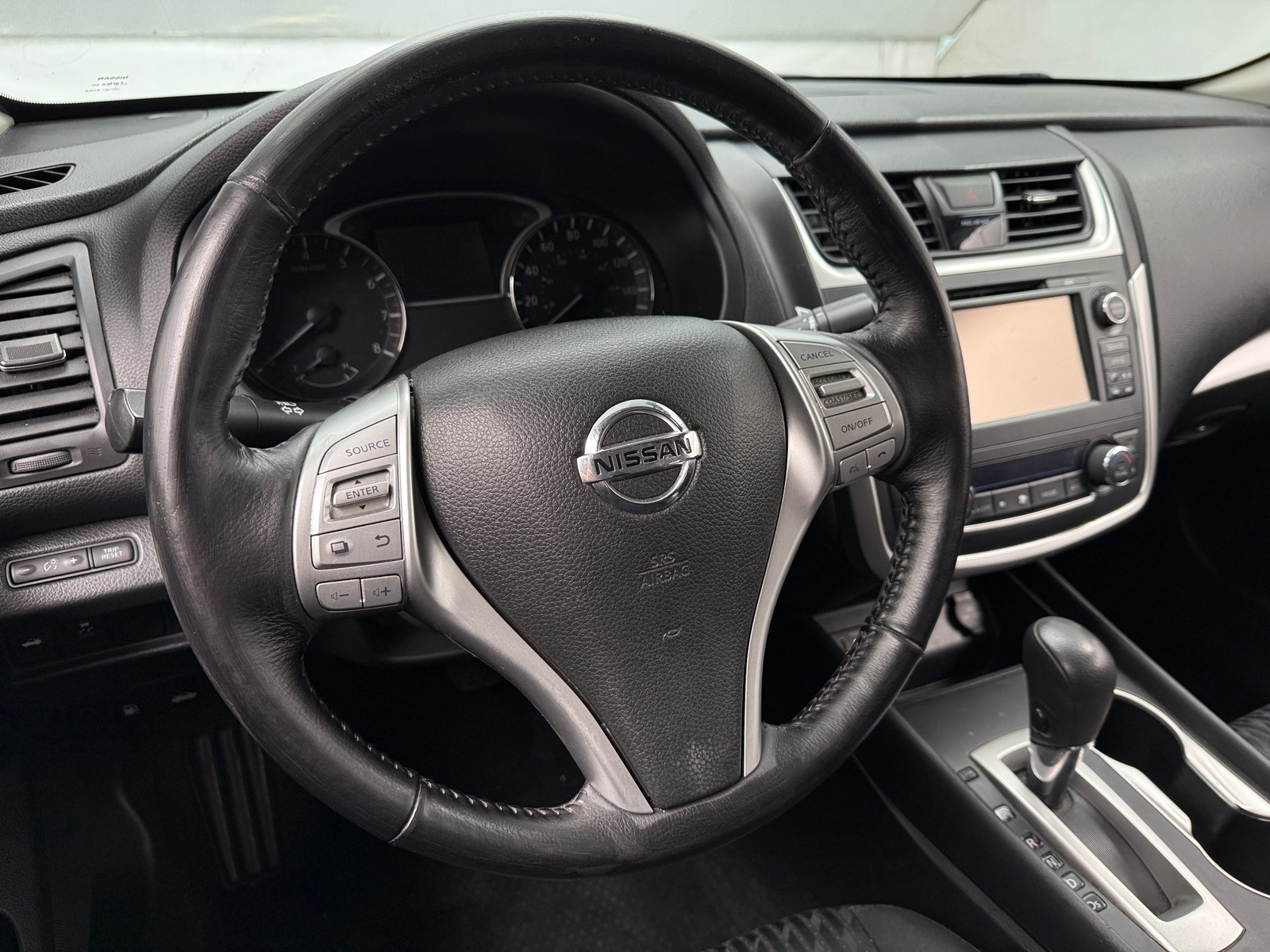 Thumbnail: 2017 Nissan Altima - 5