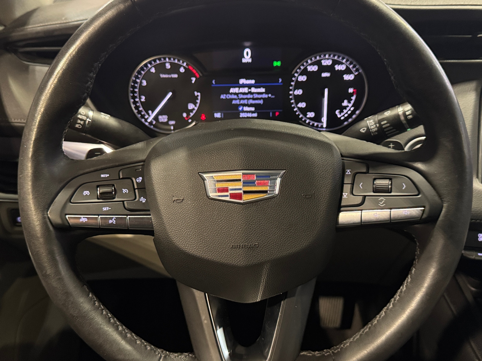 Thumbnail: 2023 Cadillac XT4 - 4