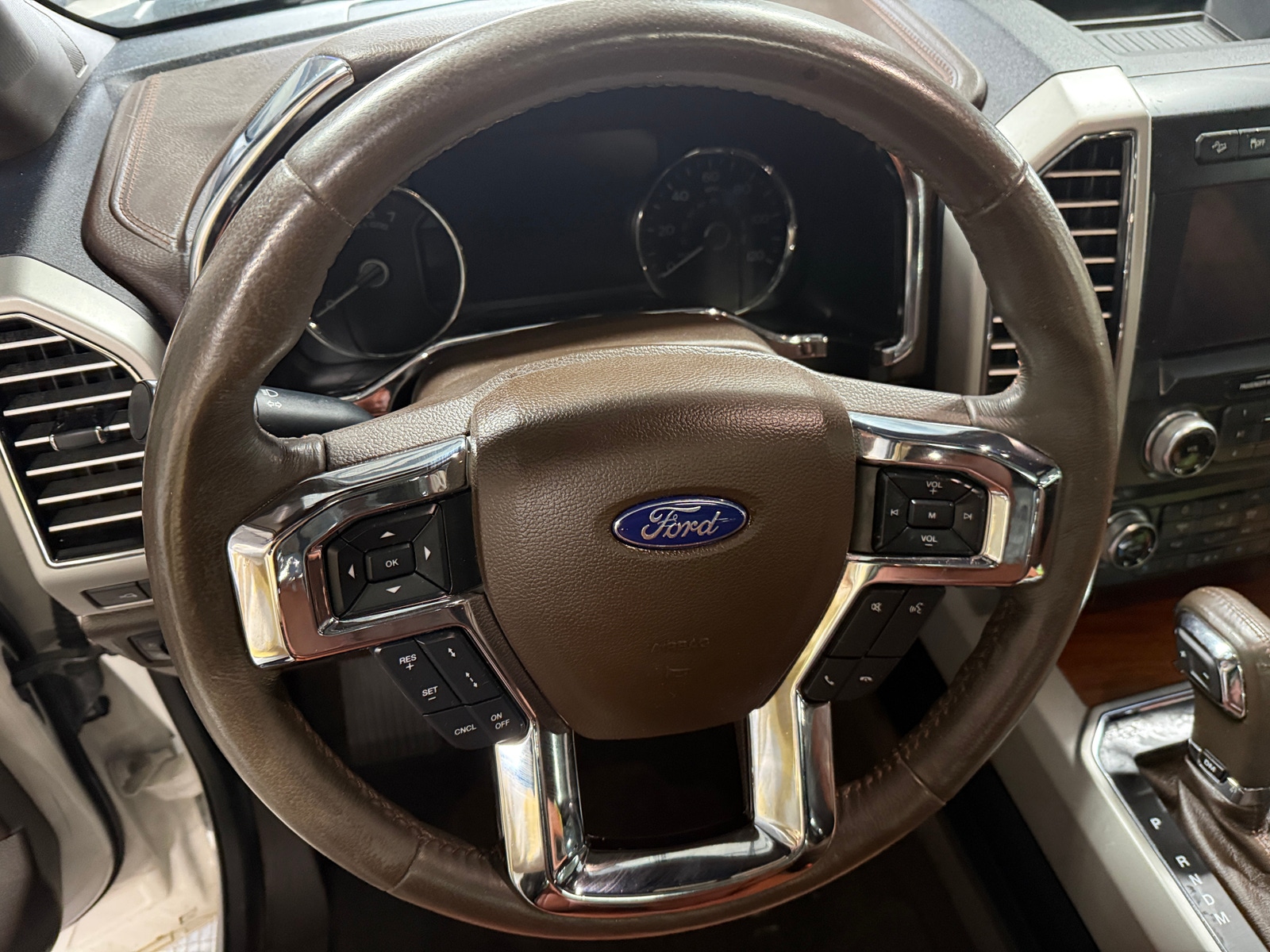 Thumbnail: 2019 Ford Econoline - 4