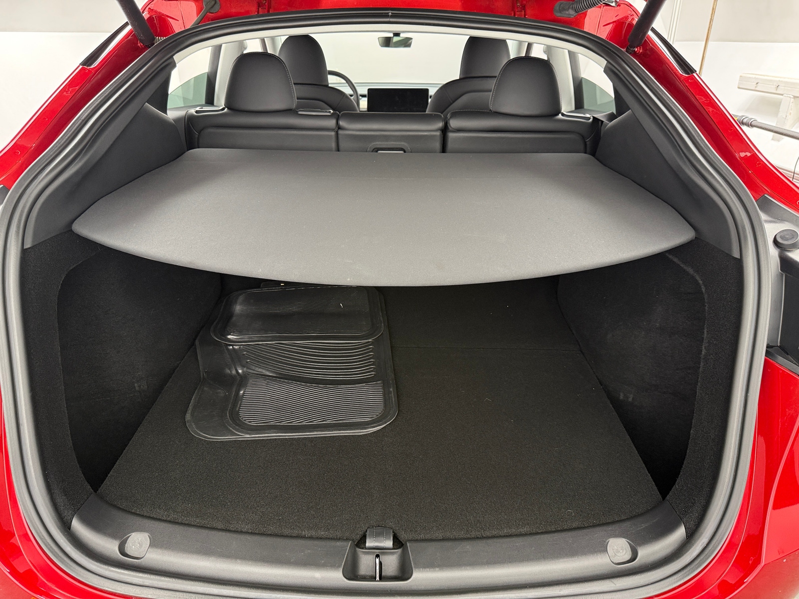 Thumbnail: 2023 Tesla Model Y - 6