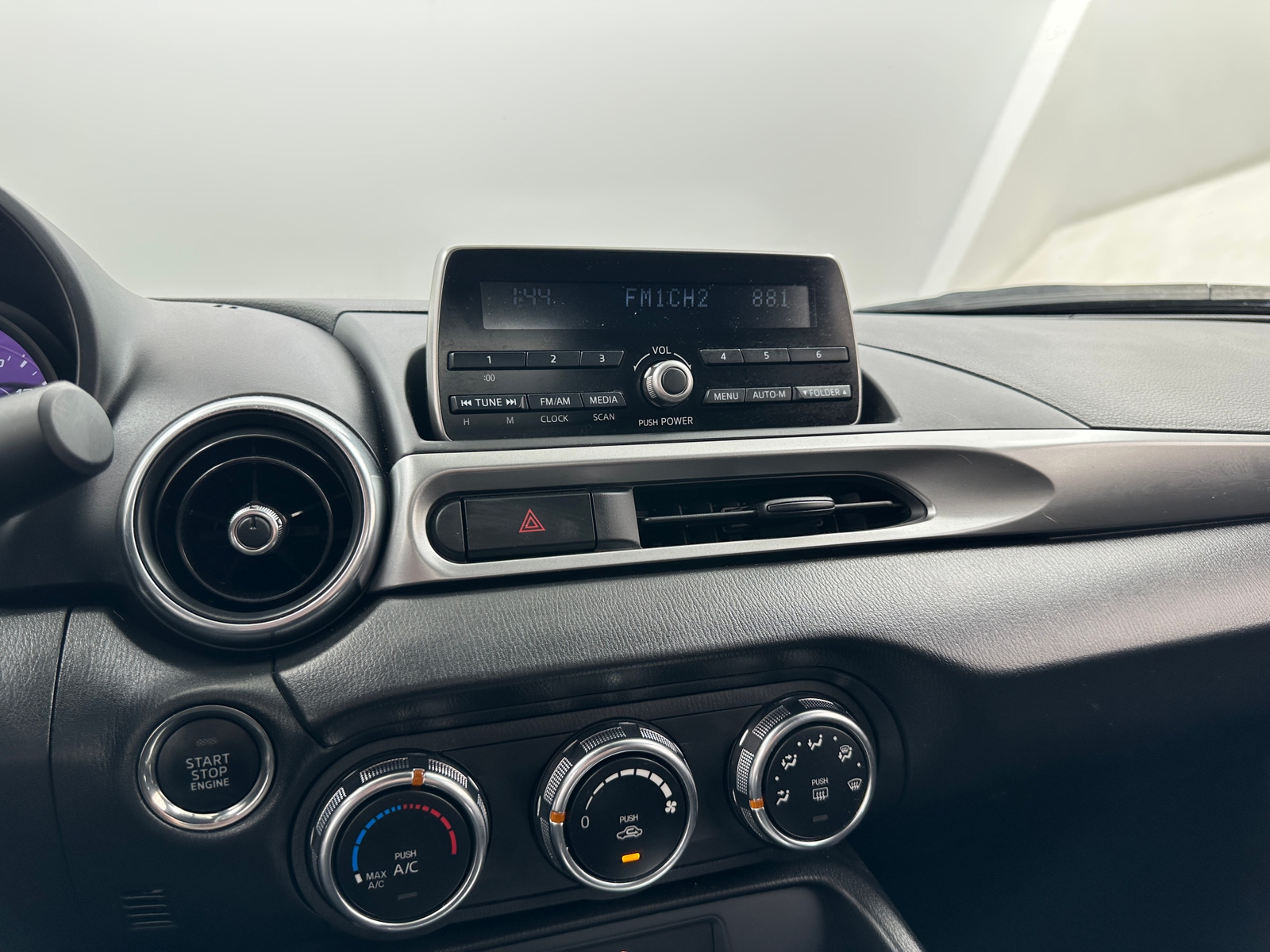 Thumbnail: 2017 Fiat 124 Spider - 3