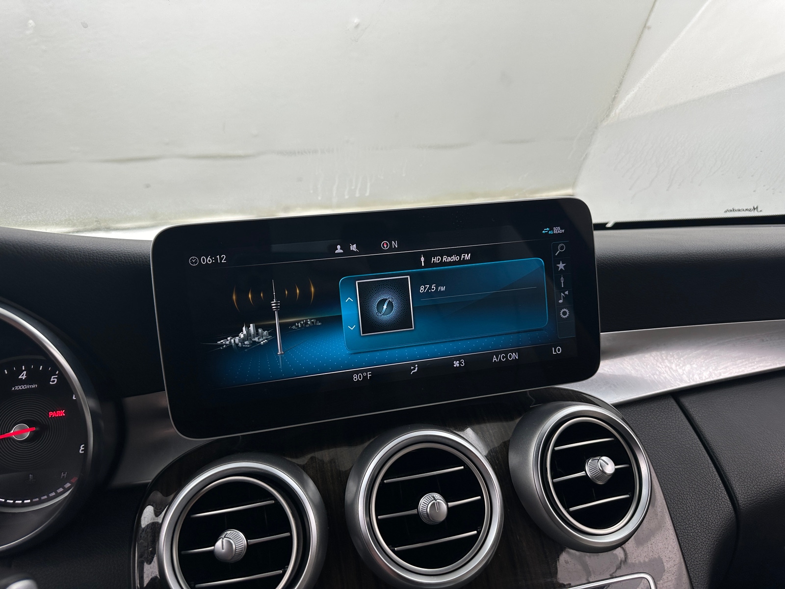 Thumbnail: 2019 Mercedes-Benz C-Class - 2