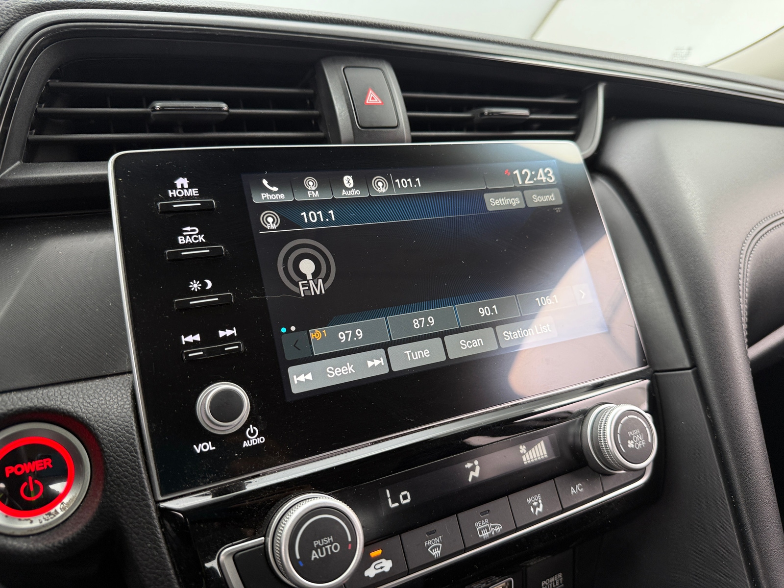 Thumbnail: 2019 Honda Insight - 4