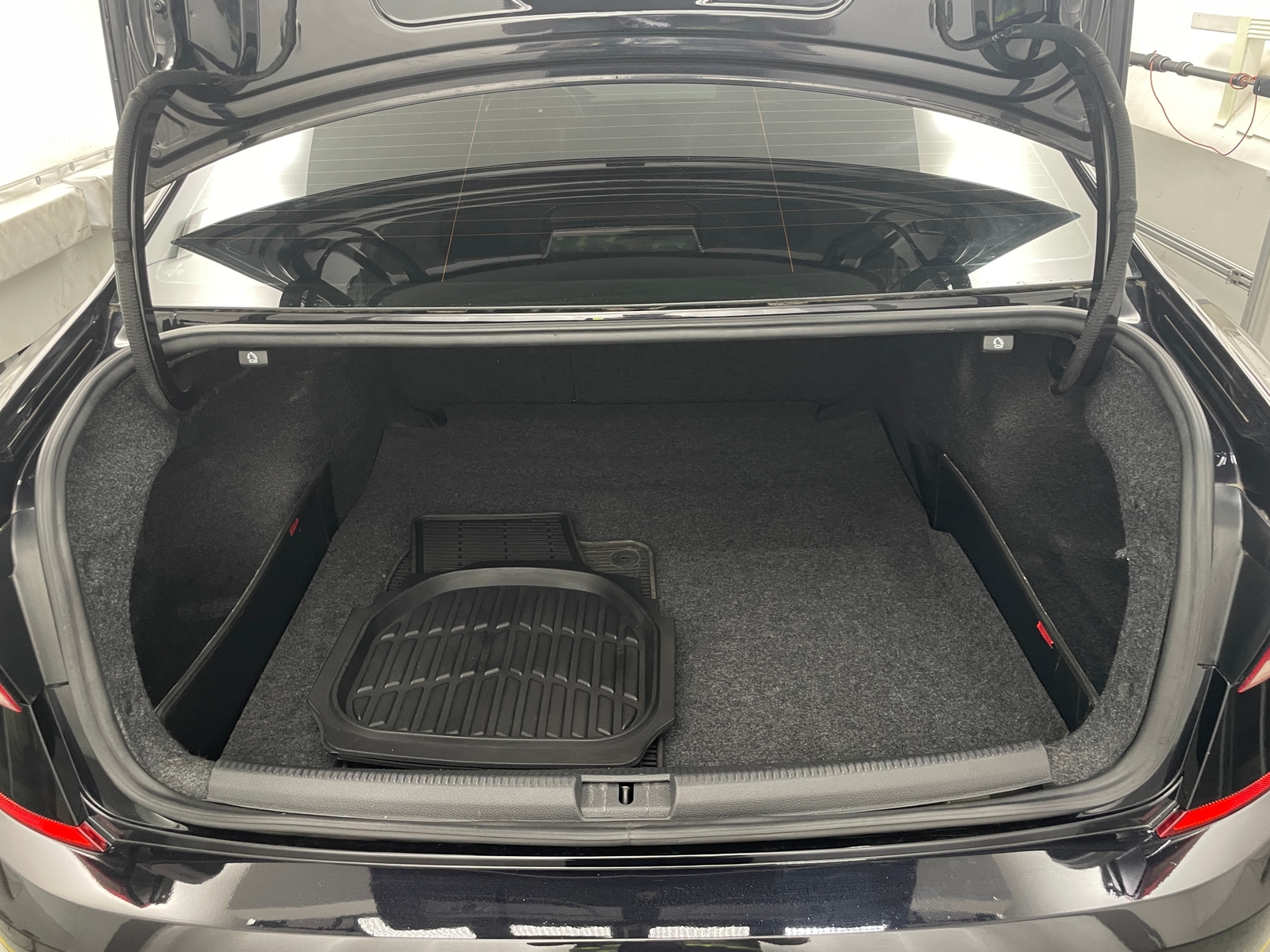 Thumbnail: 2020 Volkswagen Passat - 6