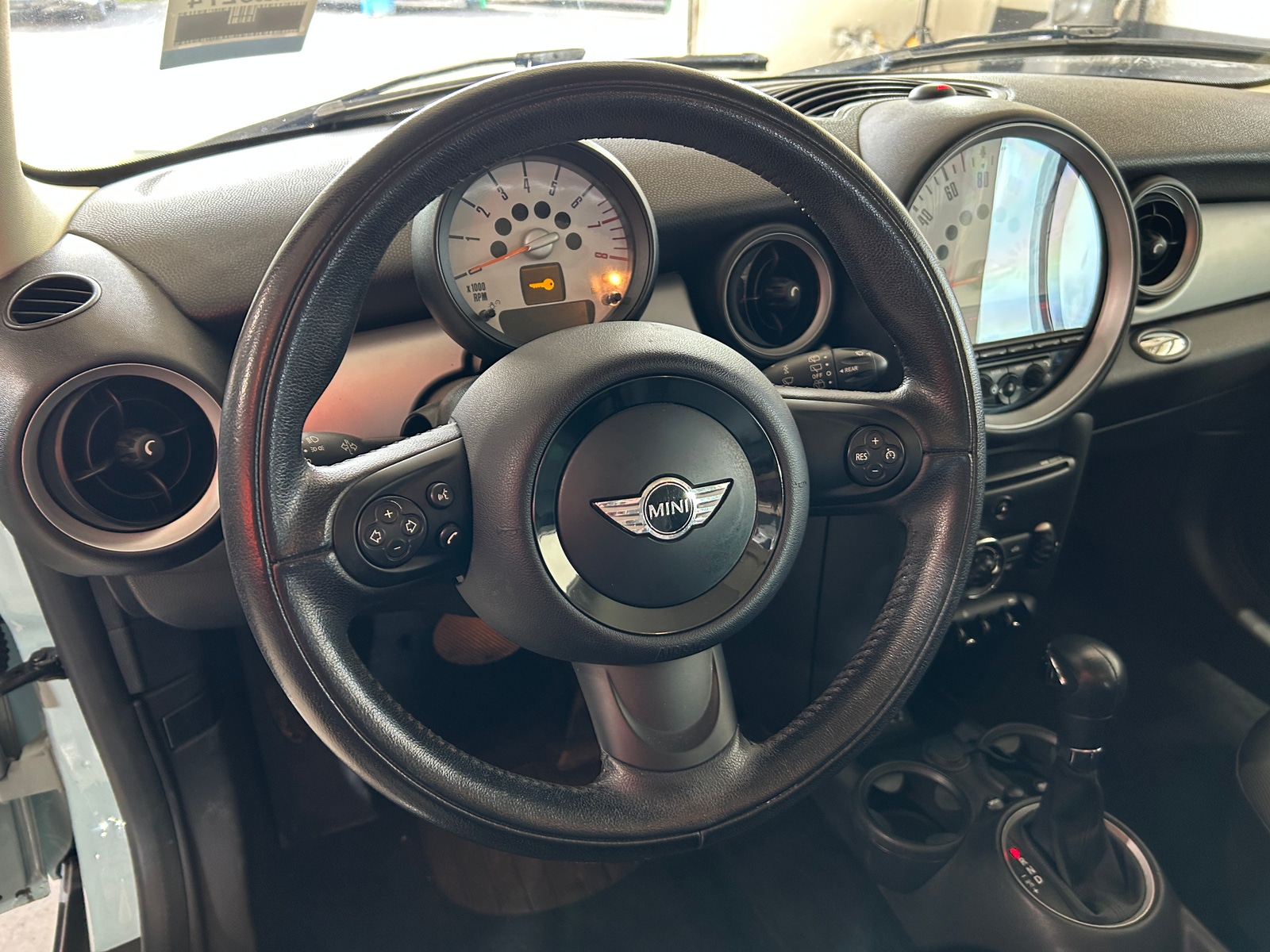 Thumbnail: 2013 MINI Cooper Hardtop - 4