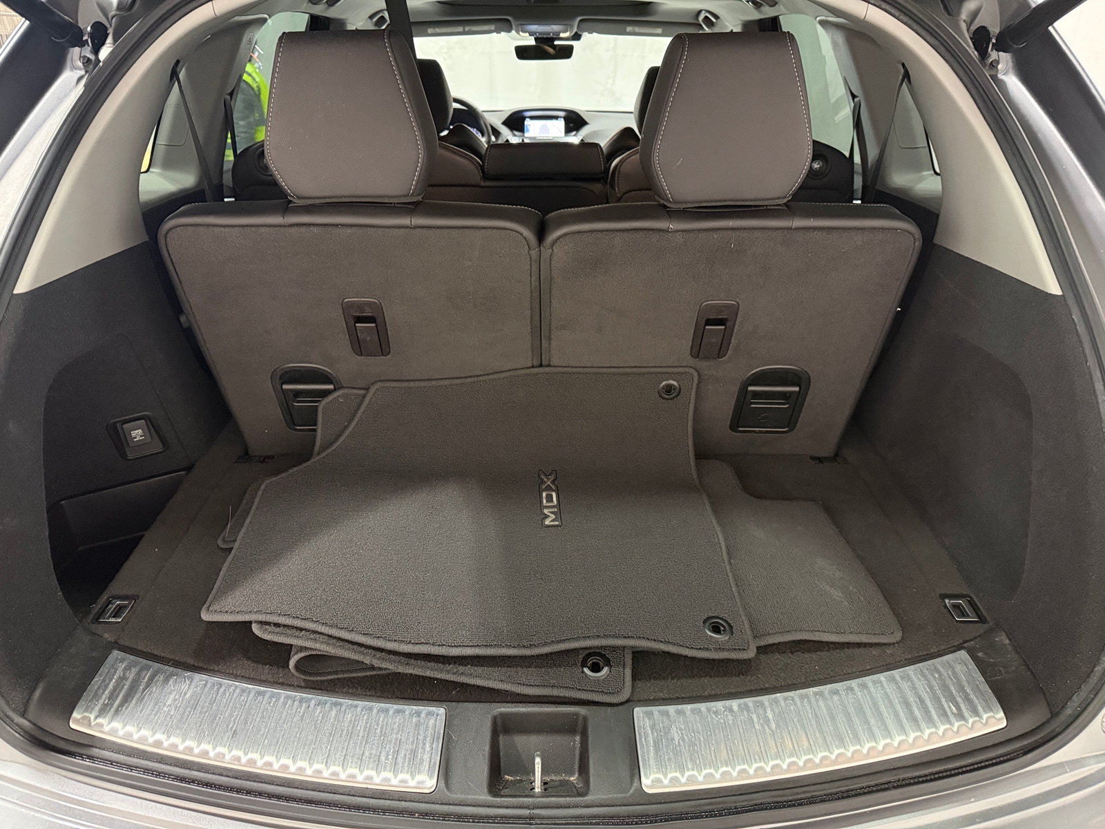 Thumbnail: 2020 Acura MDX - 6