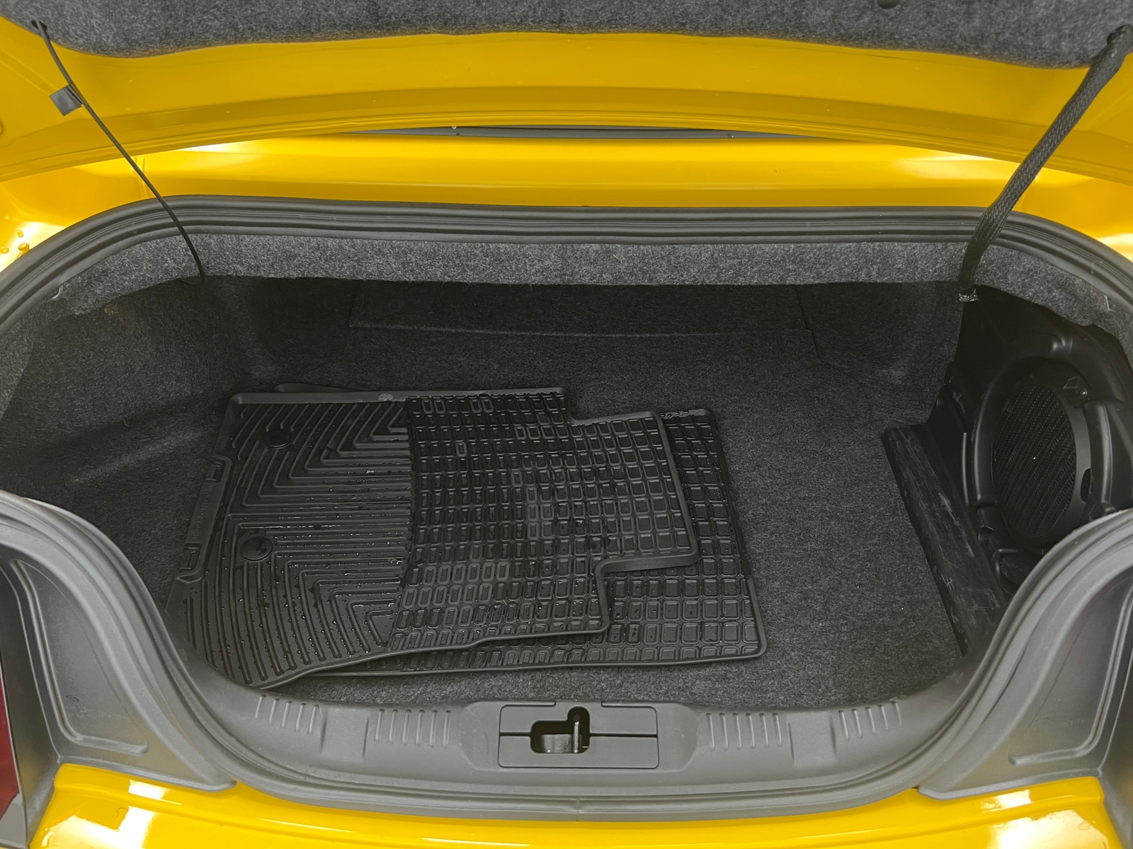 Thumbnail: 2016 Ford Mustang - 6