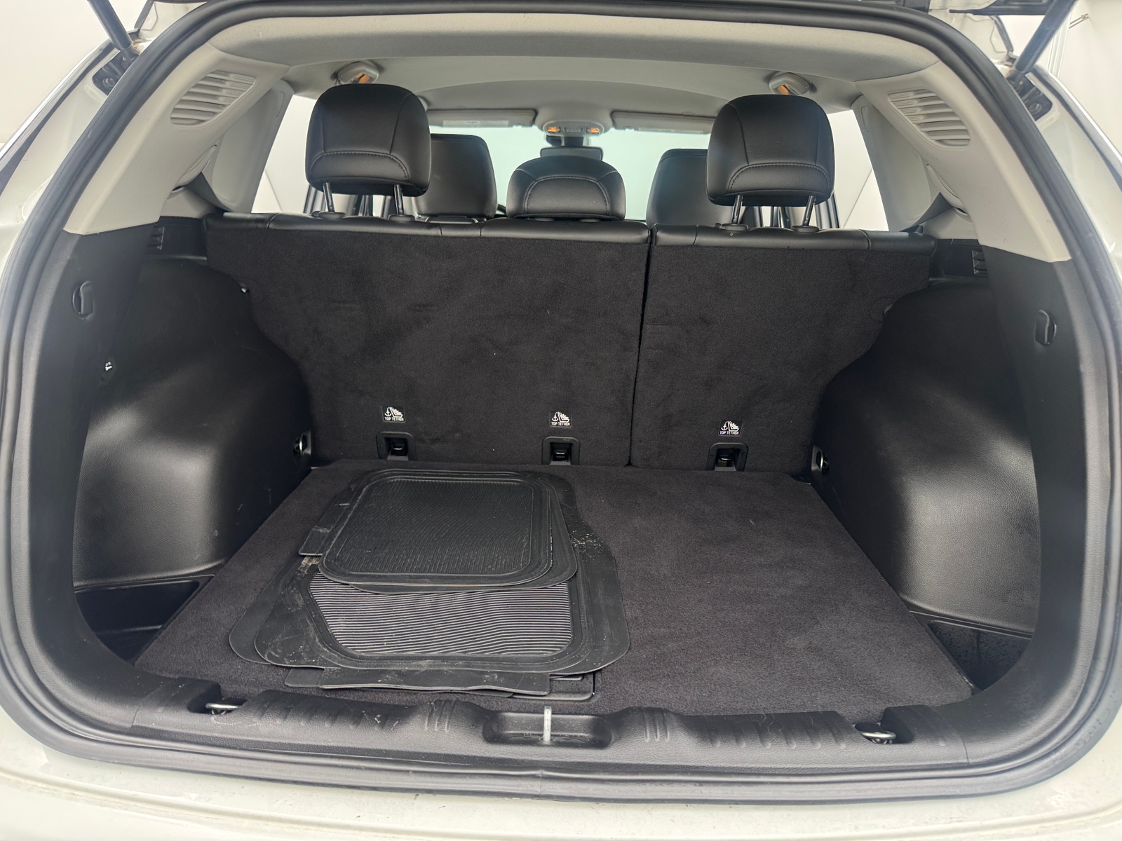 Thumbnail: 2022 Jeep Compass - 6