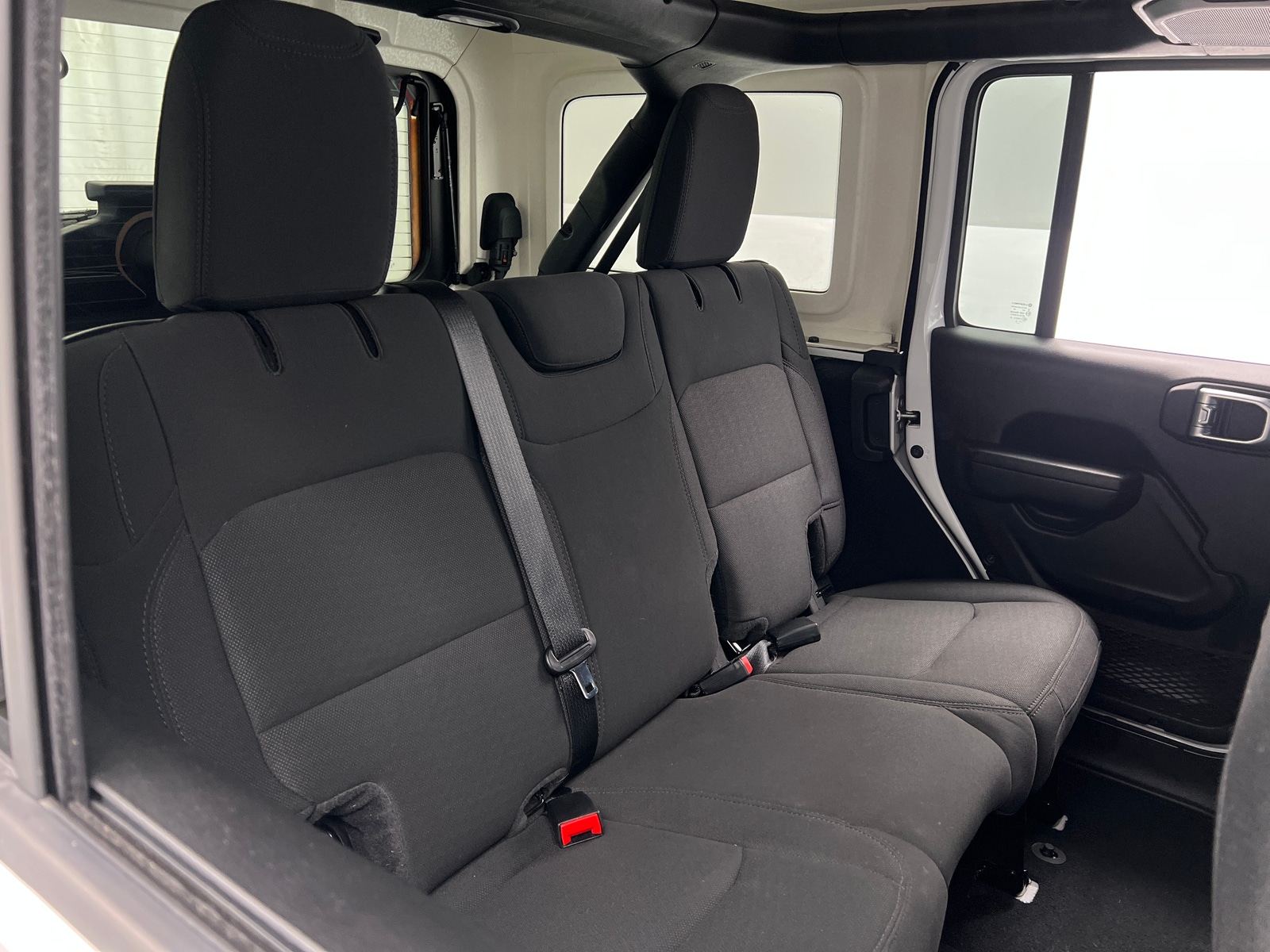 Thumbnail: 2022 Jeep Wrangler - 6