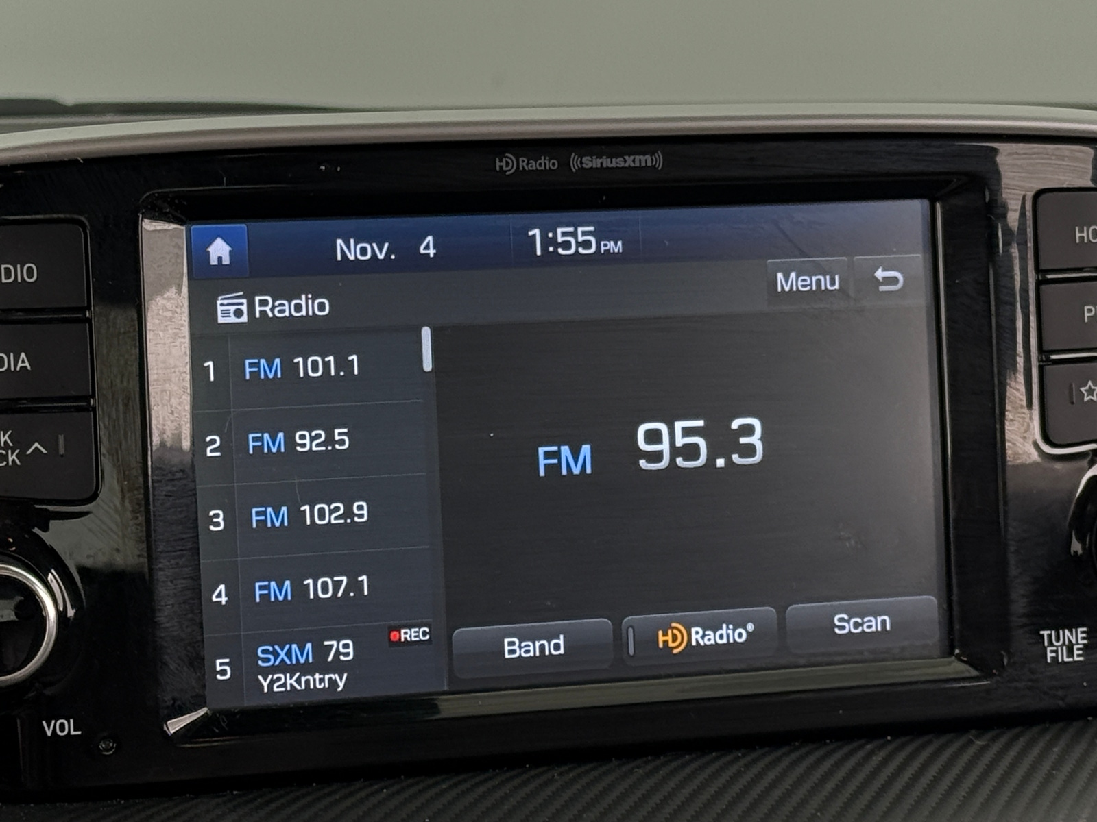 Thumbnail: 2019 Hyundai Tucson - 4