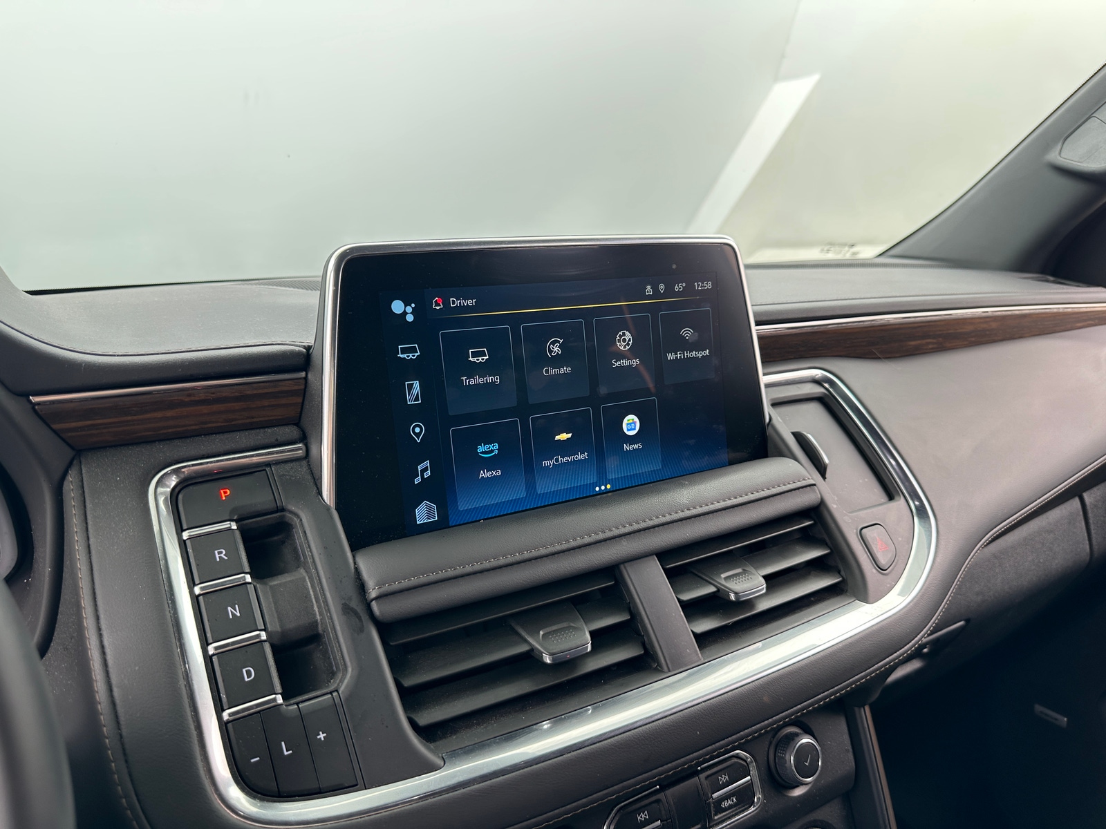 Thumbnail: 2023 Chevrolet Tahoe - 3