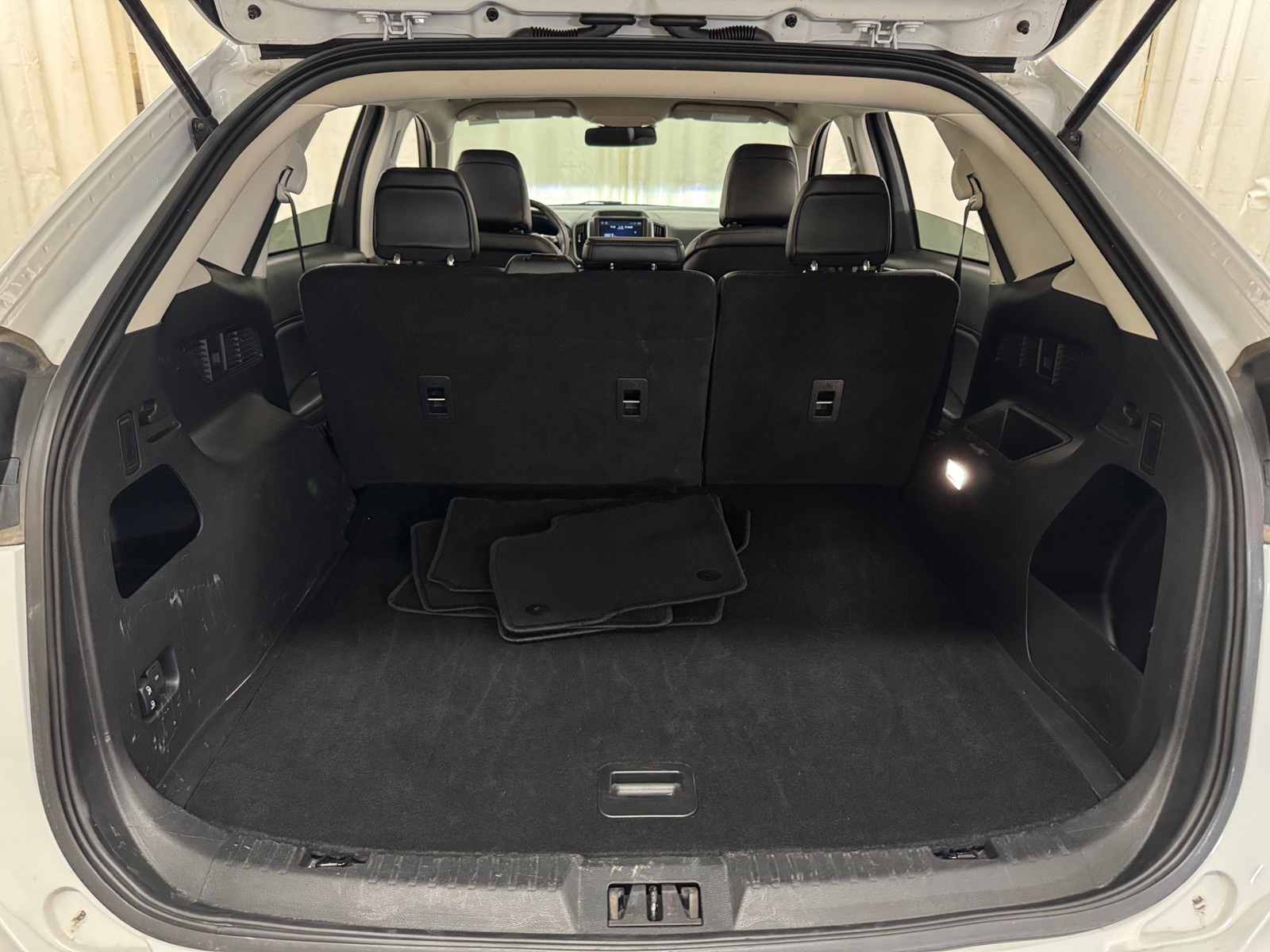 Thumbnail: 2024 Ford Edge - 6