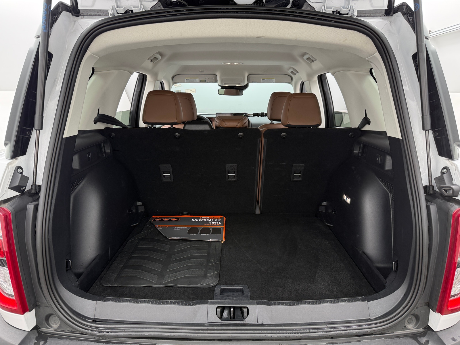 Thumbnail: 2025 Ford Bronco Sport - 6