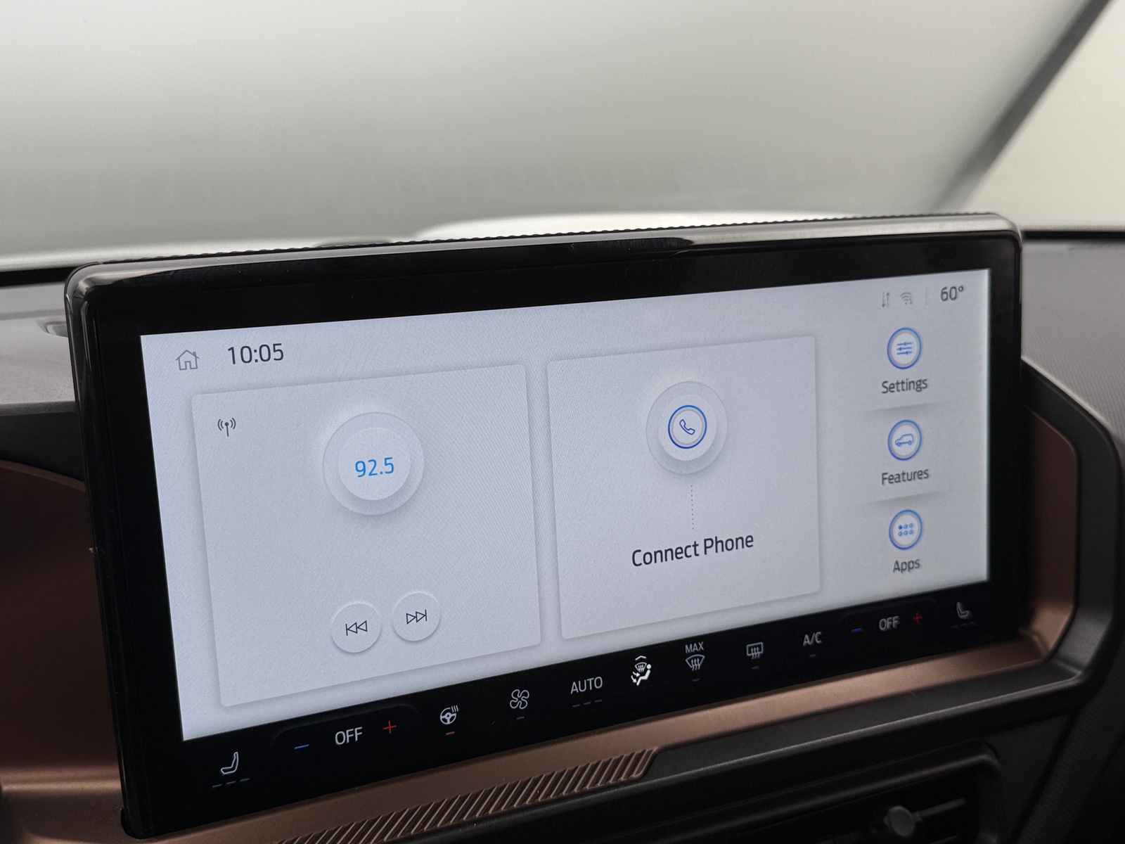 Thumbnail: 2025 Ford Bronco Sport - 3