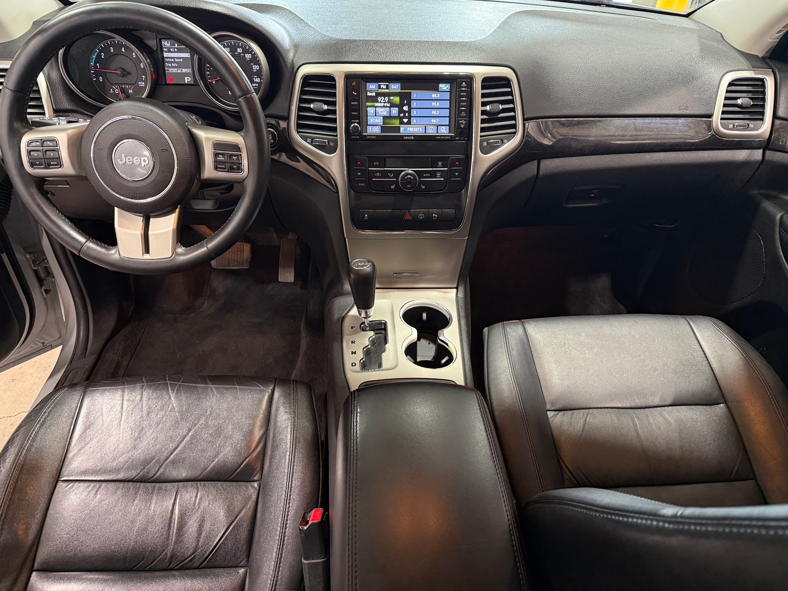 Thumbnail: 2013 Jeep Grand Cherokee - 2